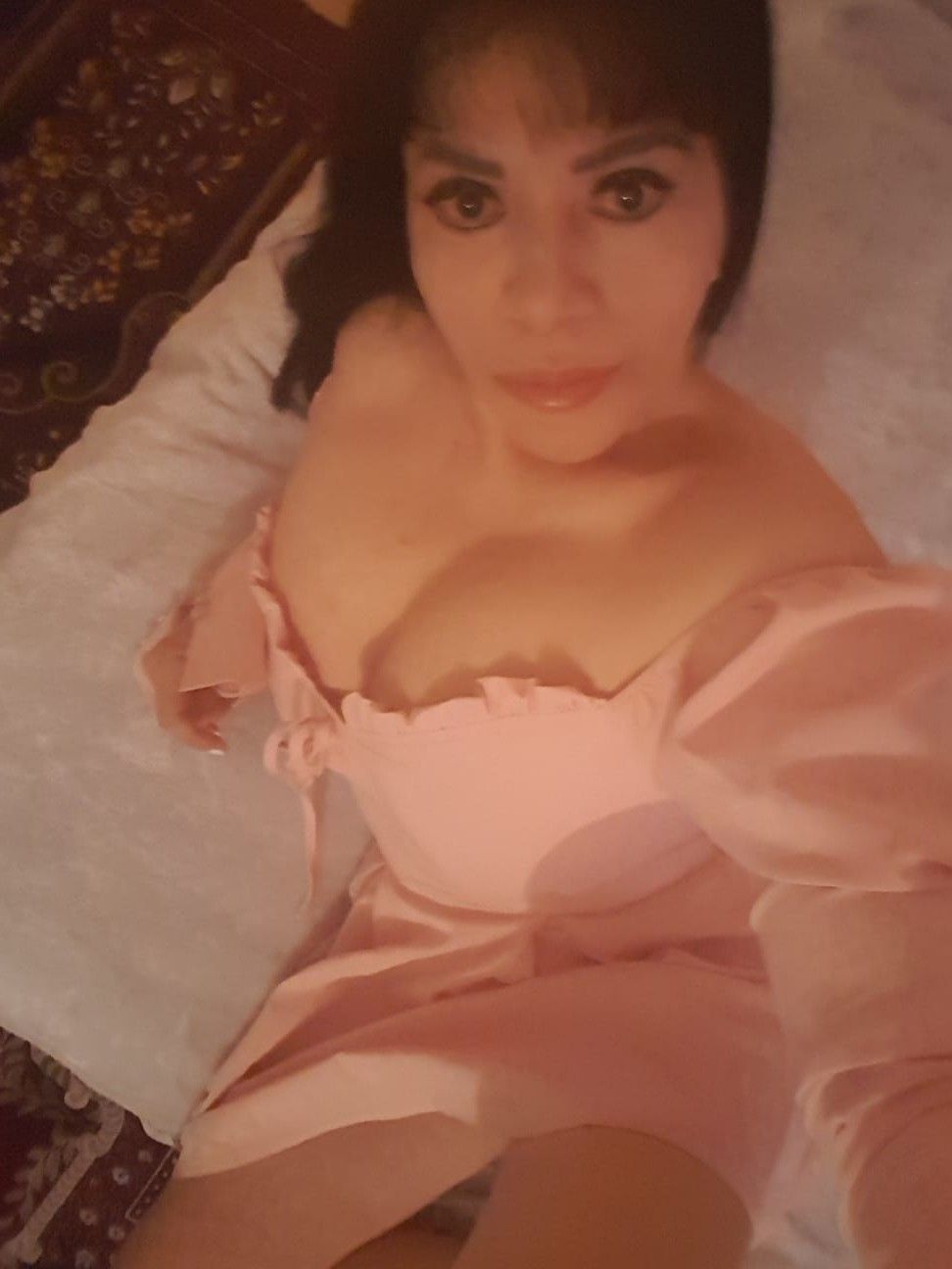 https://cdn.adultwork.com/gallery/G12/8889390.jpg