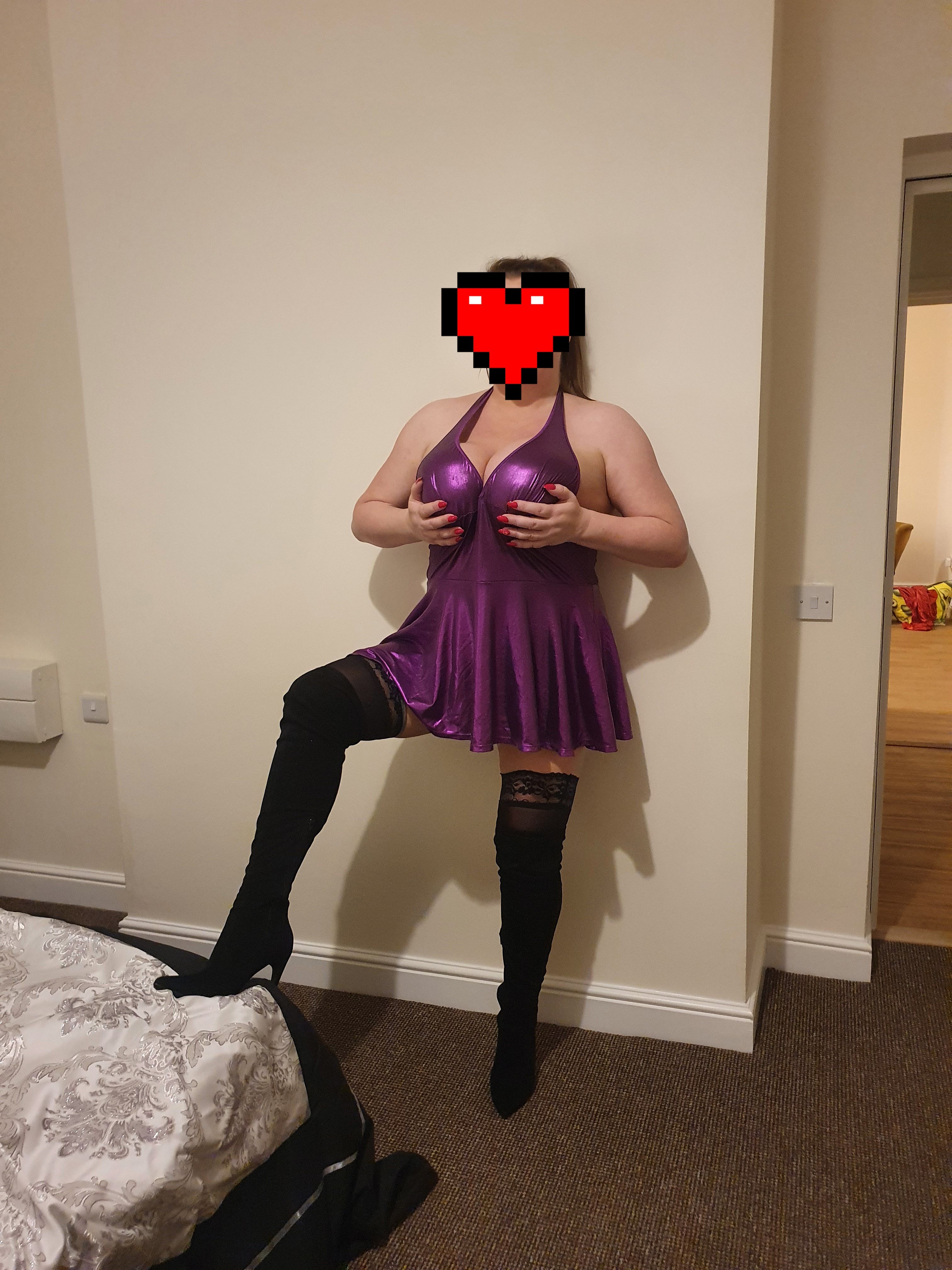 https://cdn.adultwork.com/gallery/G12/8891199.jpg