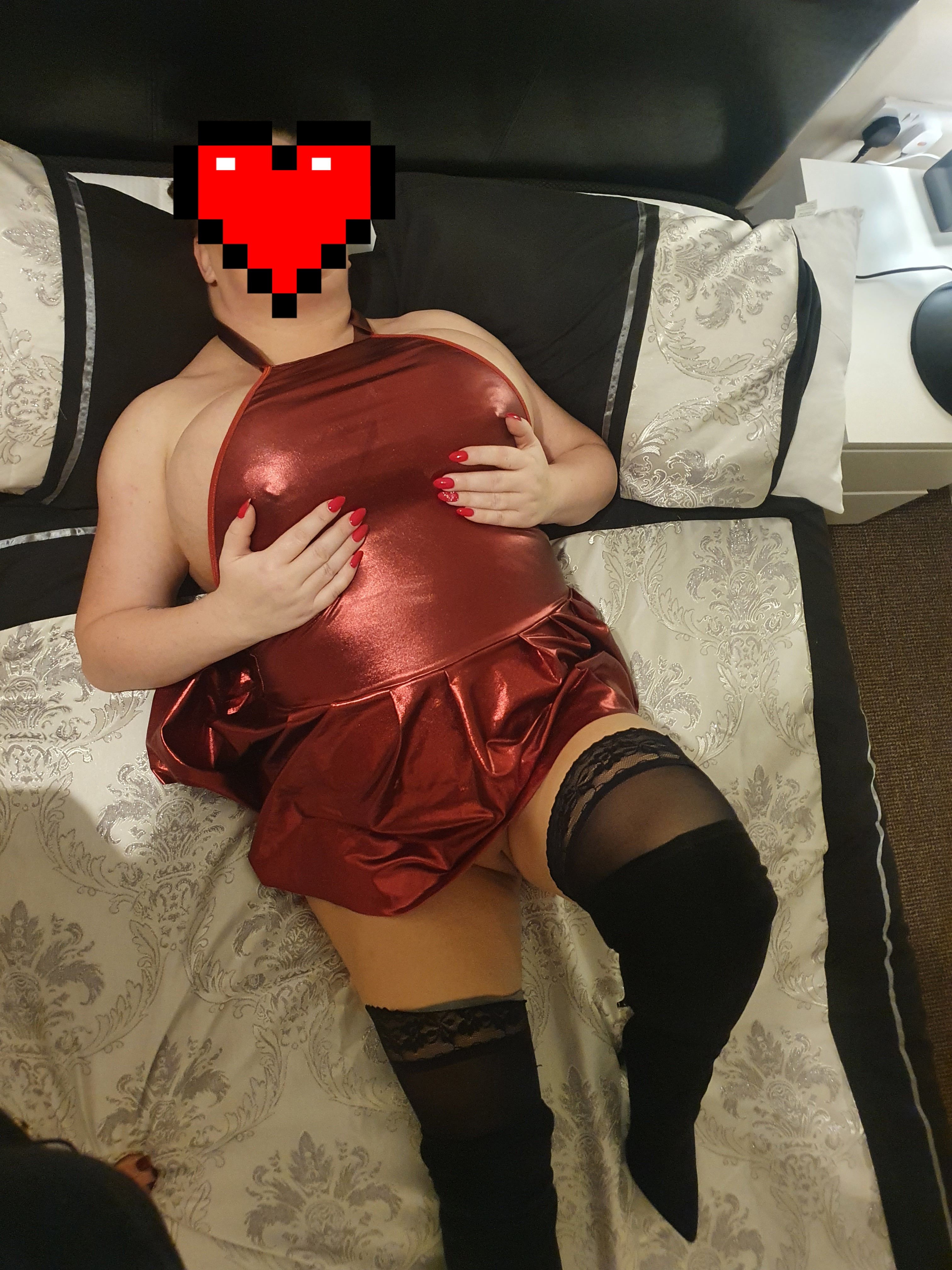 https://cdn.adultwork.com/gallery/G12/8891204.jpg