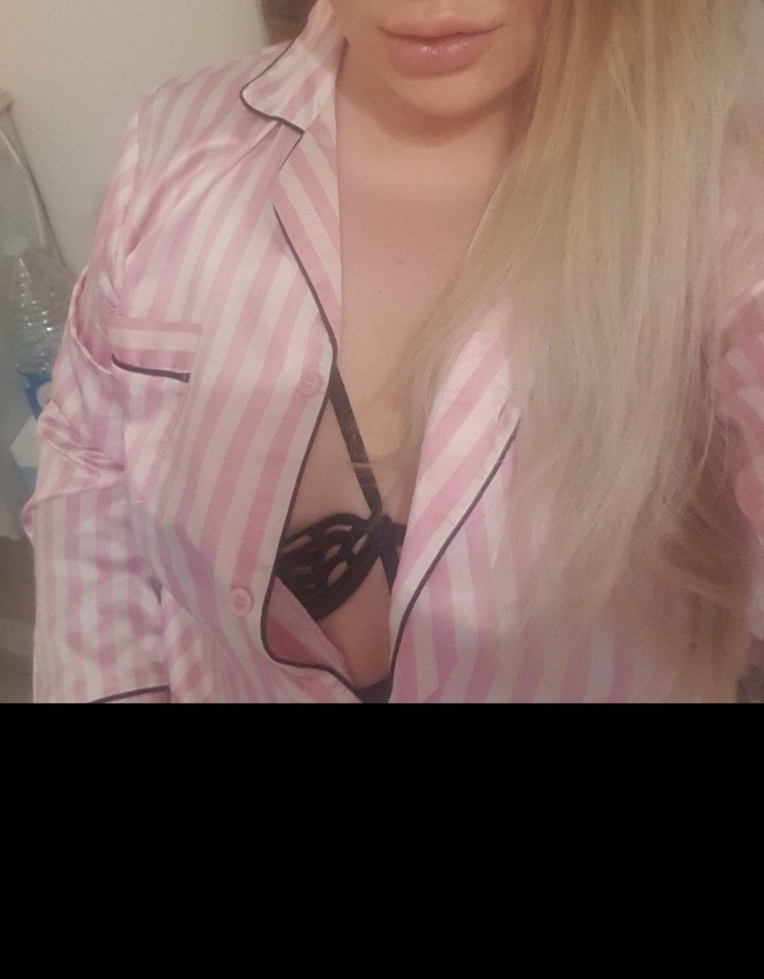 https://cdn.adultwork.com/gallery/G12/8891487.jpg