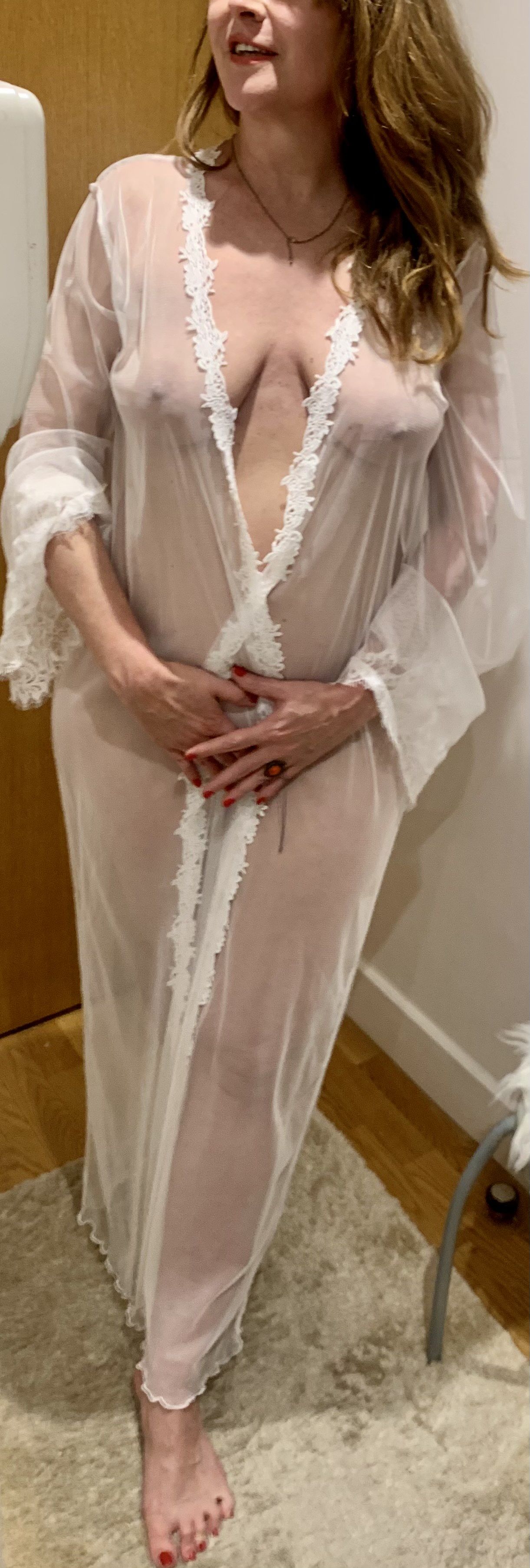 https://cdn.adultwork.com/gallery/G12/8892486.jpg