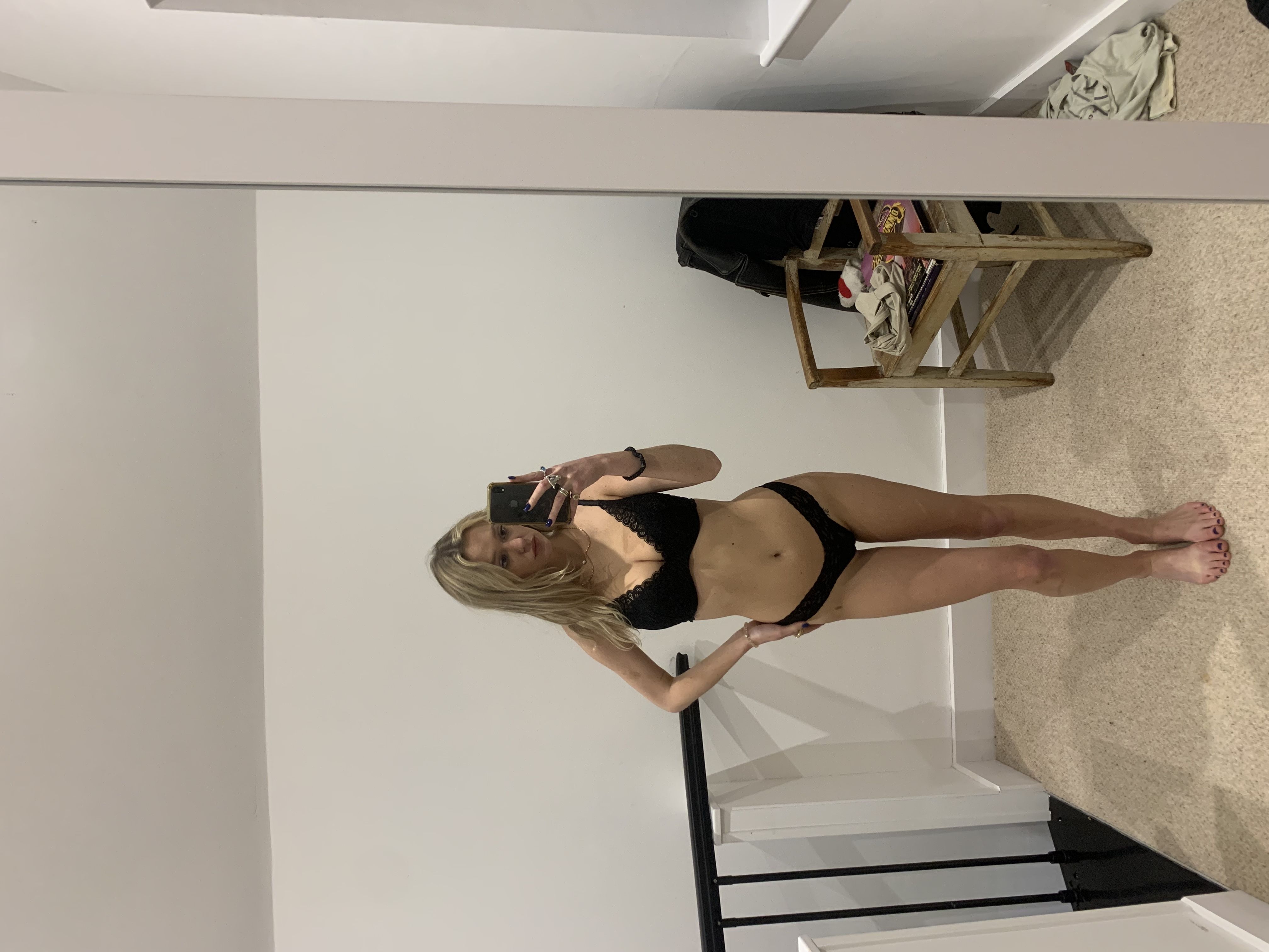 https://cdn.adultwork.com/gallery/G12/8892592.jpg