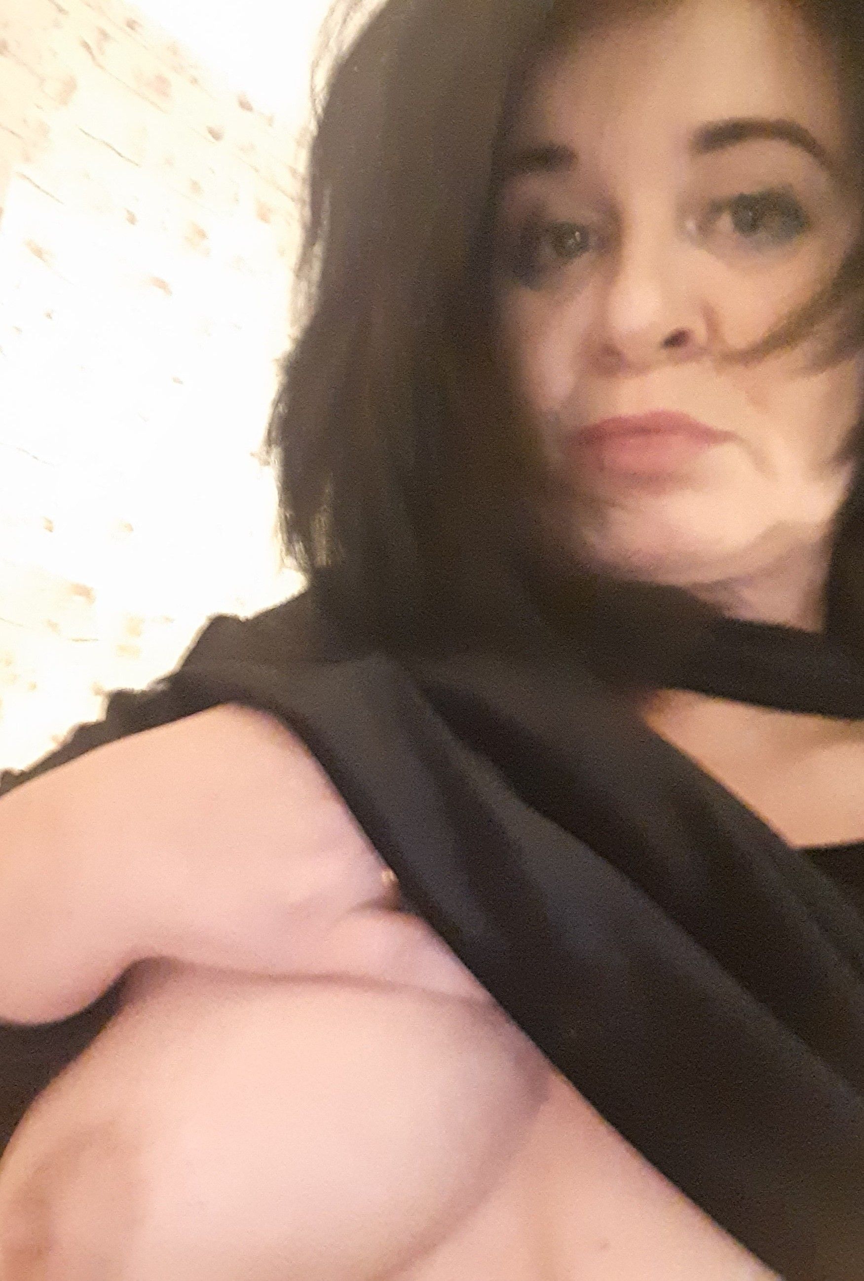 https://cdn.adultwork.com/gallery/G12/8893770.jpg