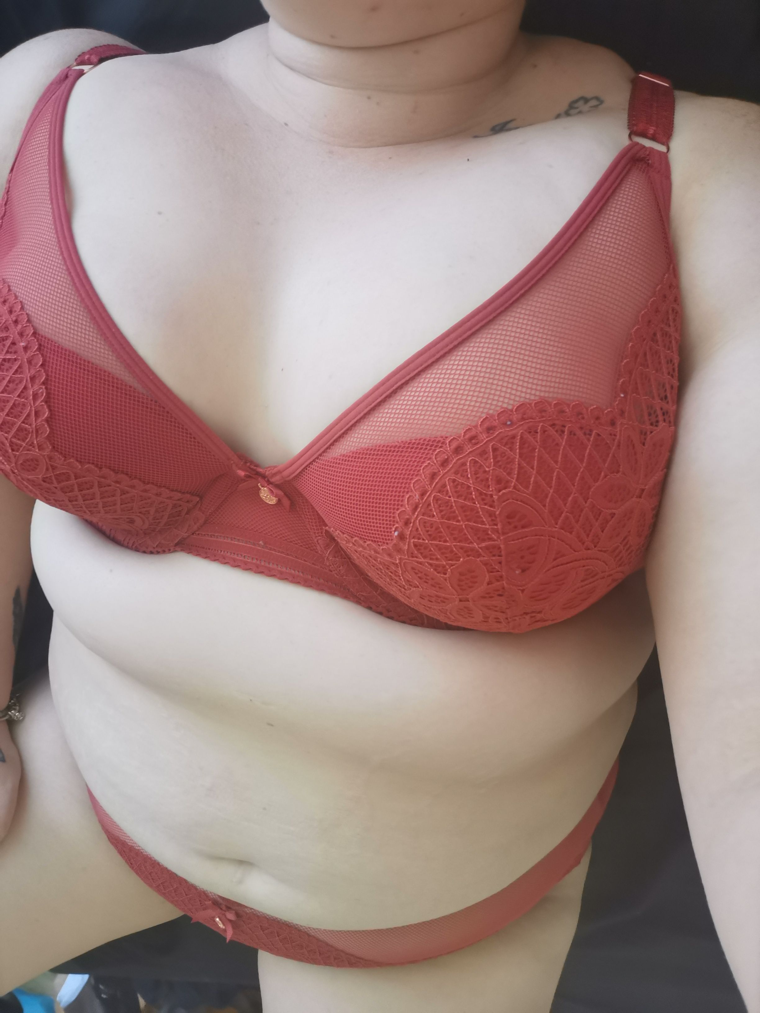 https://cdn.adultwork.com/gallery/G12/8894503.jpg