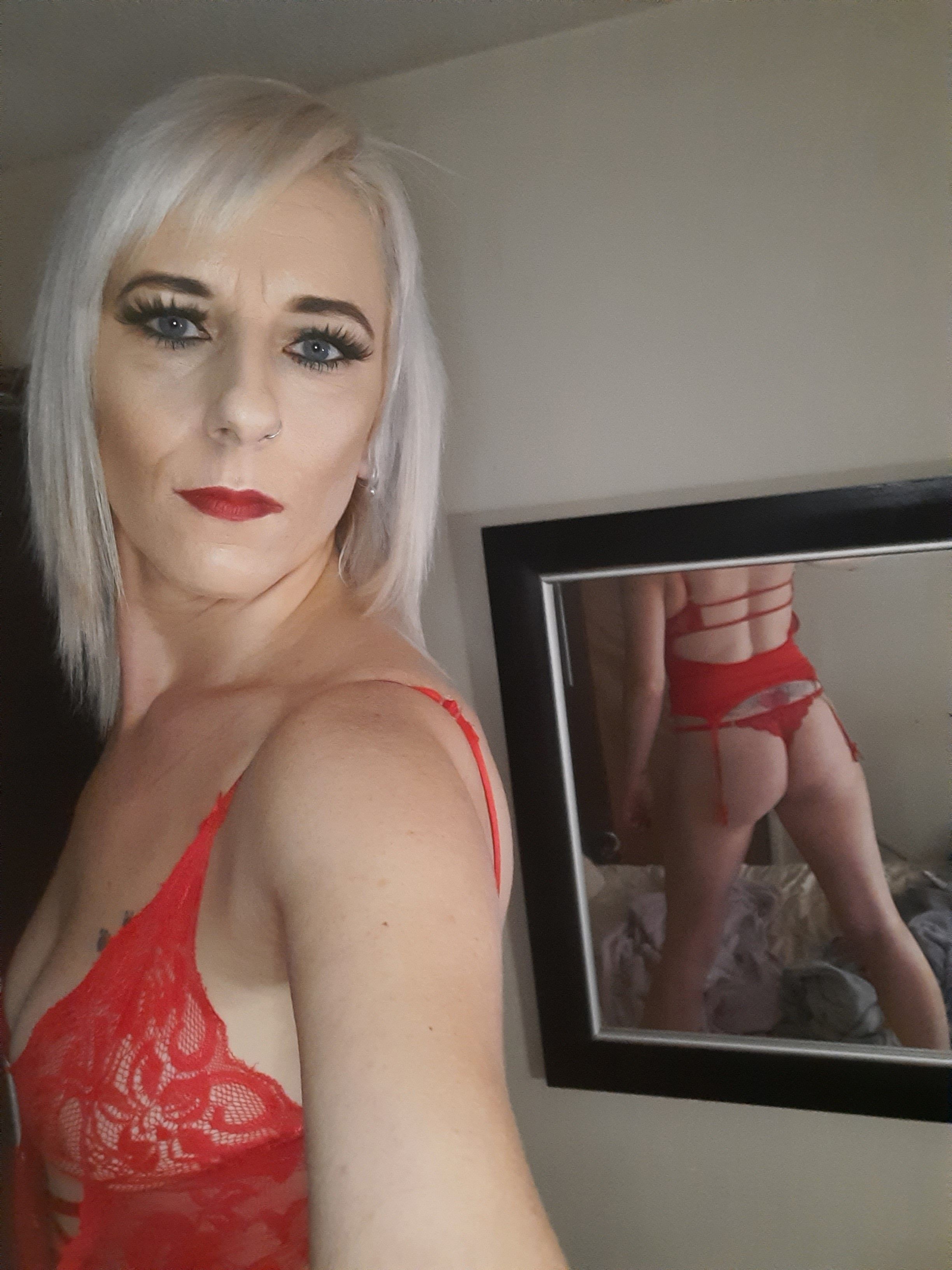 https://cdn.adultwork.com/gallery/G12/8896209.jpg