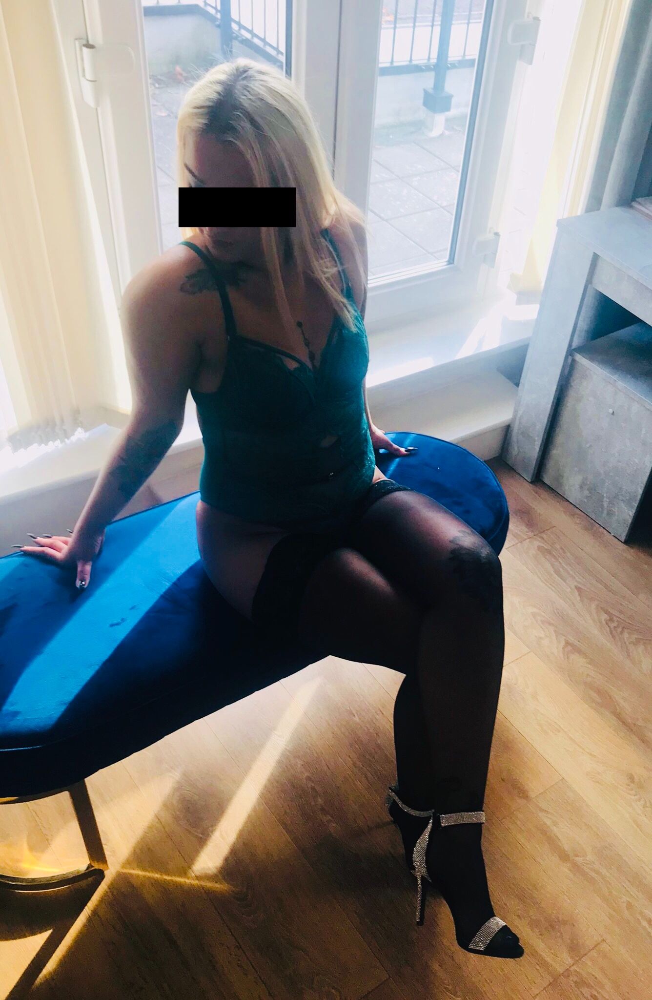 https://cdn.adultwork.com/gallery/G12/8900143.jpg