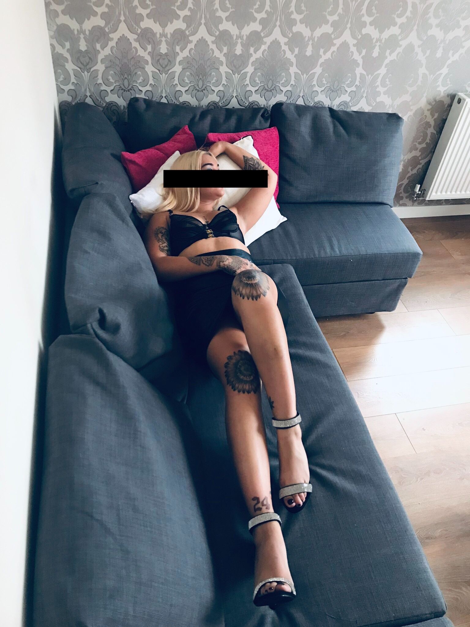 https://cdn.adultwork.com/gallery/G12/8900154.jpg