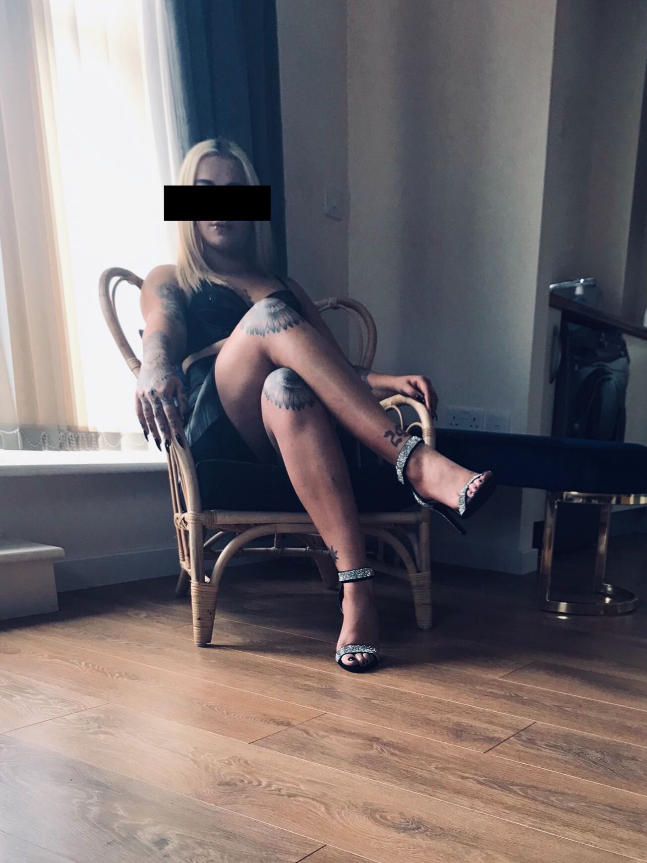 https://cdn.adultwork.com/gallery/G12/8900158.jpg