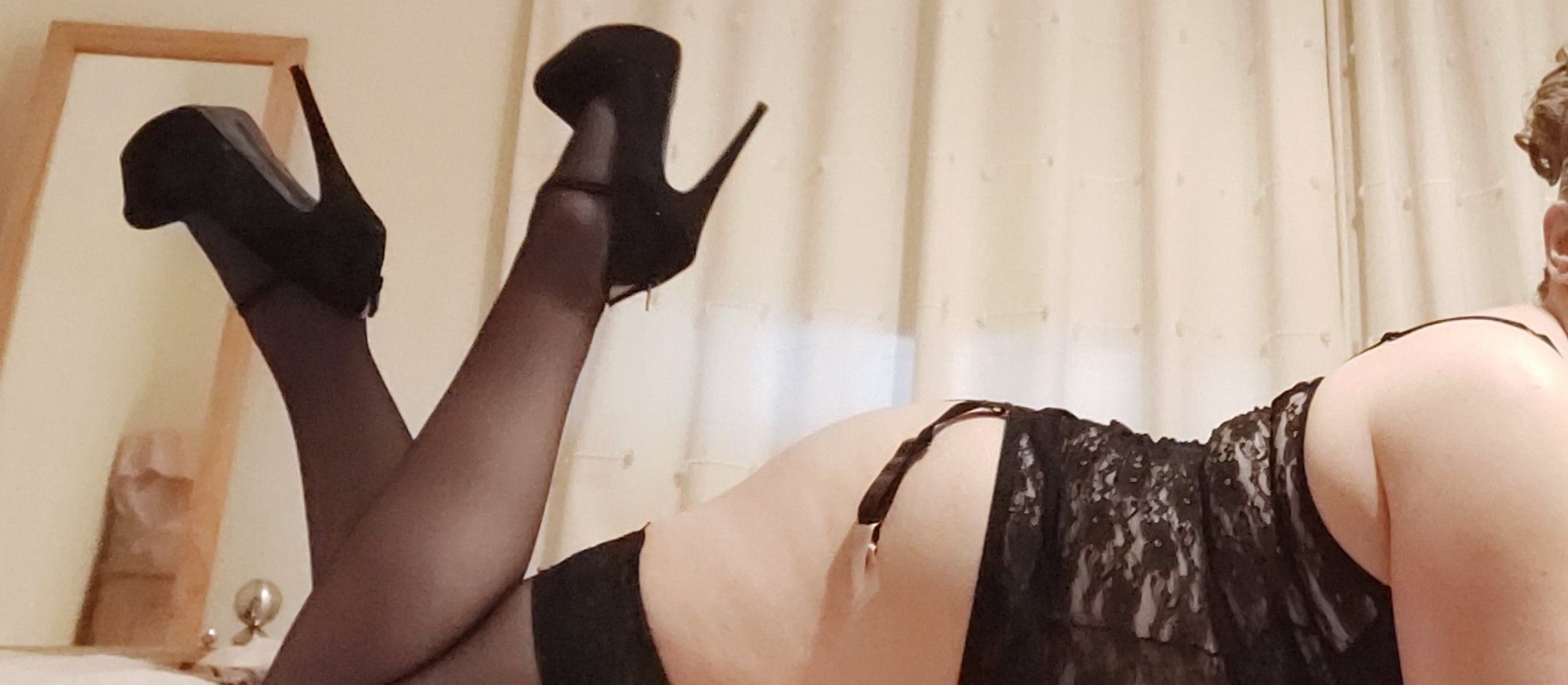 https://cdn.adultwork.com/gallery/G12/8901262.jpg