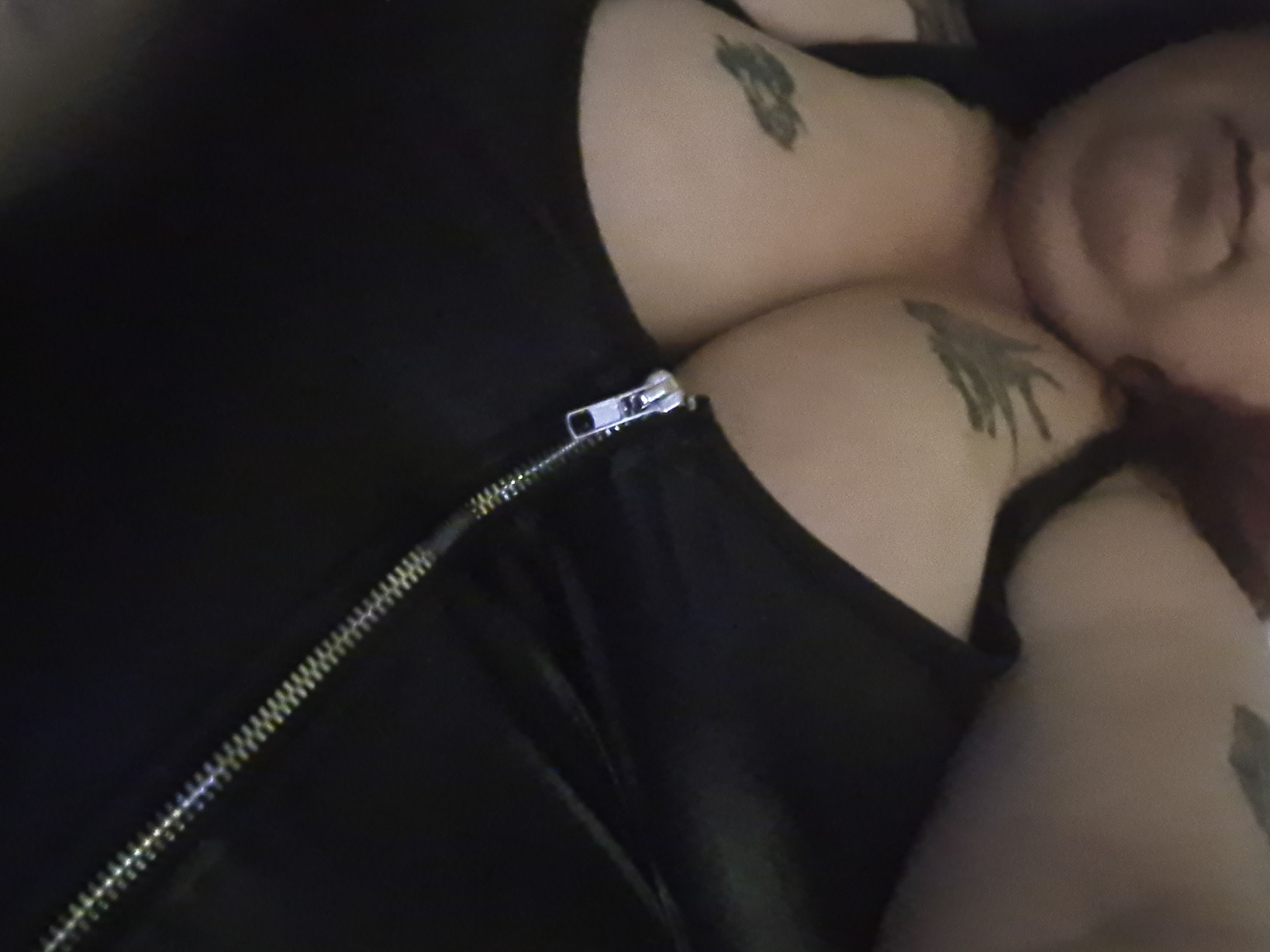 https://cdn.adultwork.com/gallery/G12/8903234.jpg