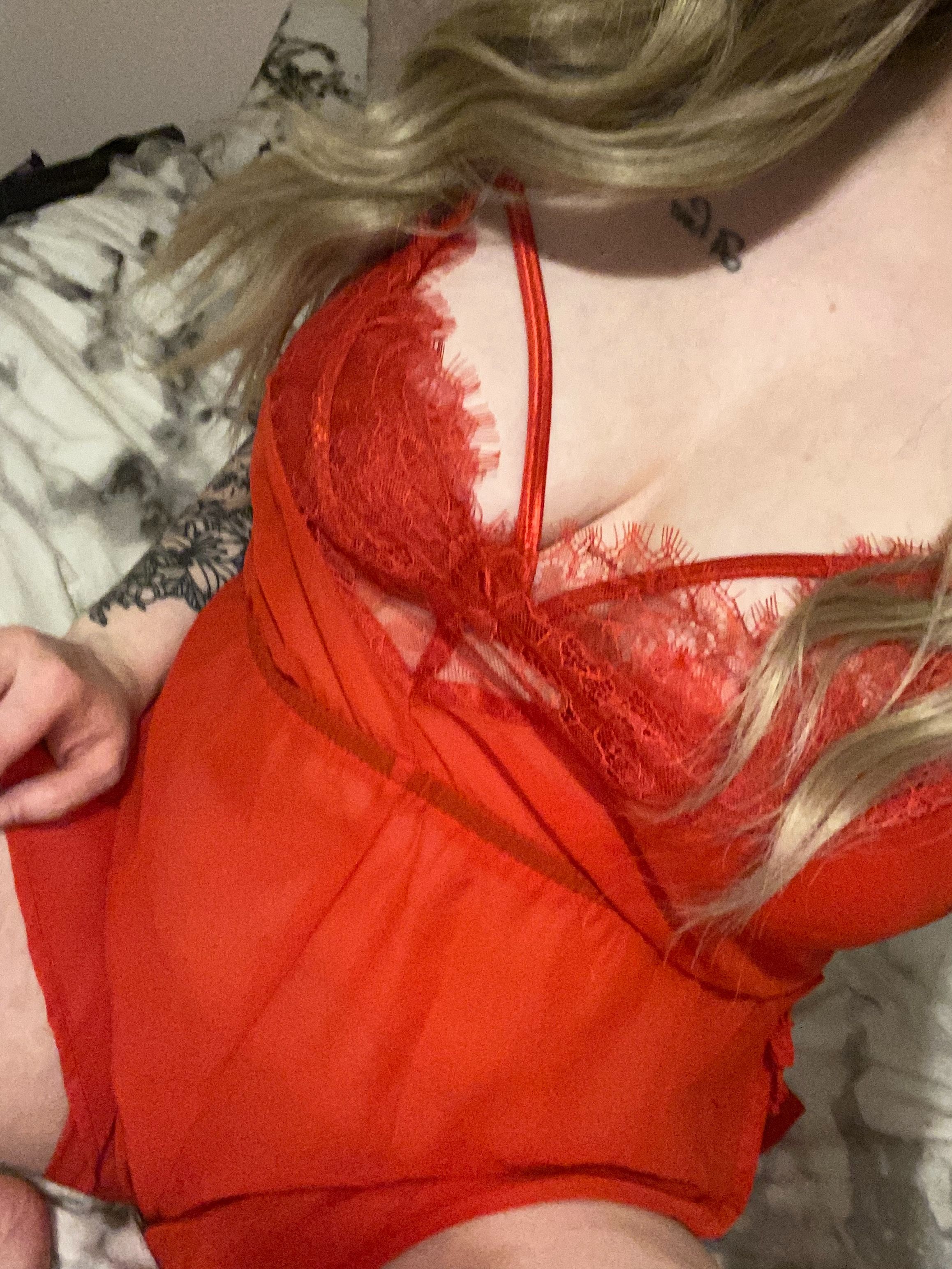 https://cdn.adultwork.com/gallery/G12/8905765.jpg