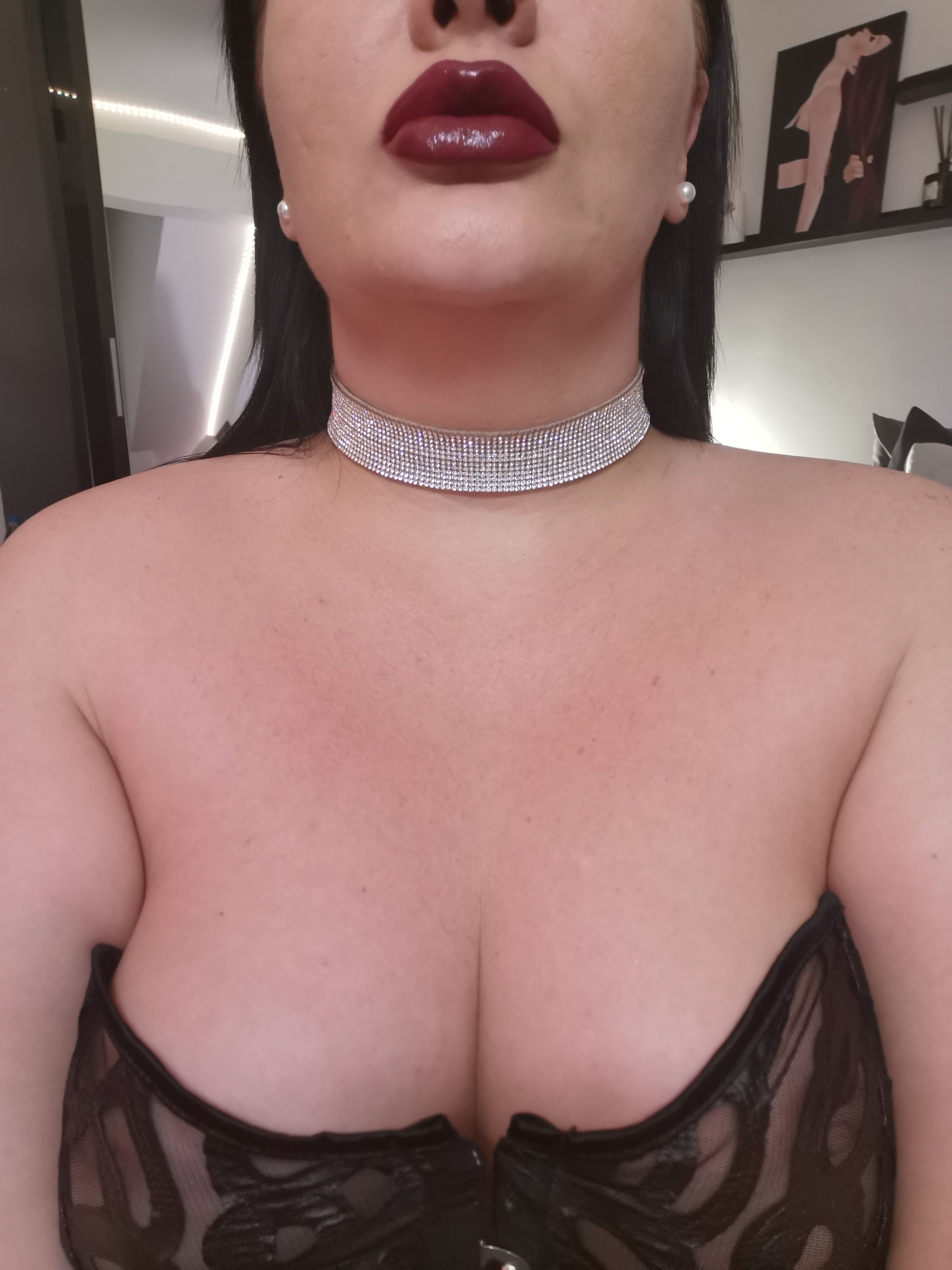 https://cdn.adultwork.com/gallery/G12/8907123.jpg