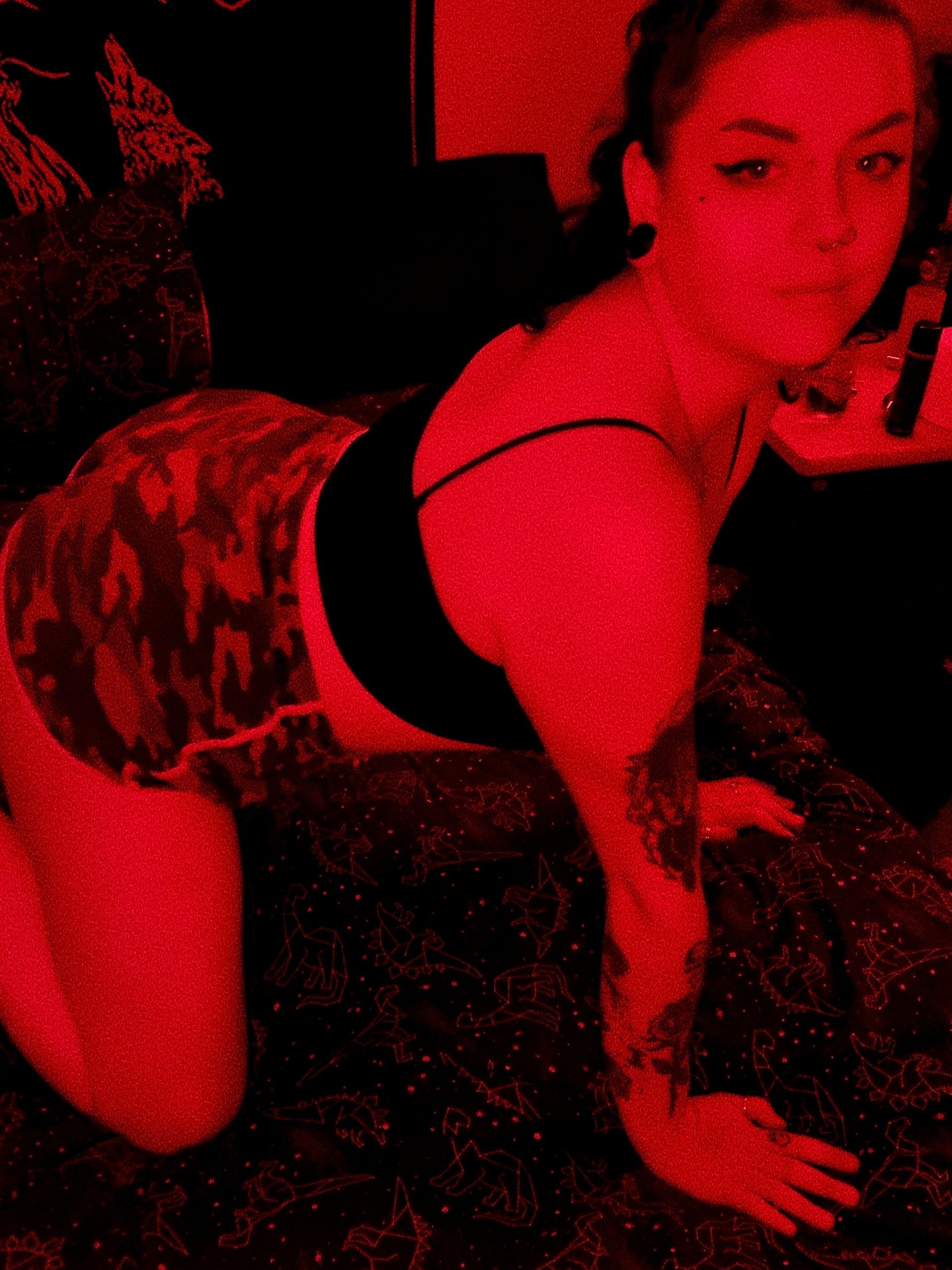 https://cdn.adultwork.com/gallery/G12/8907796.jpg