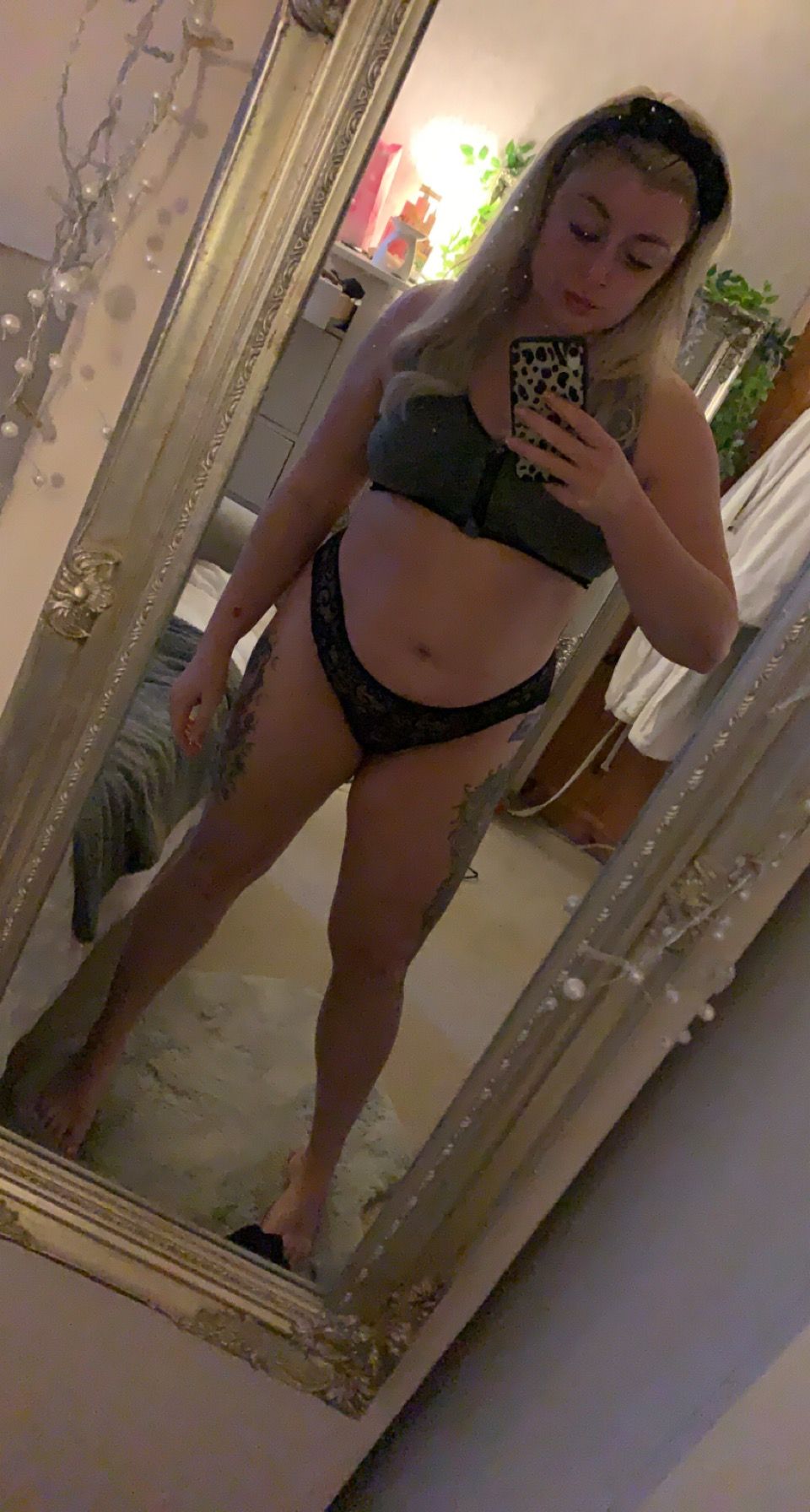 https://cdn.adultwork.com/gallery/G12/8909211.jpg