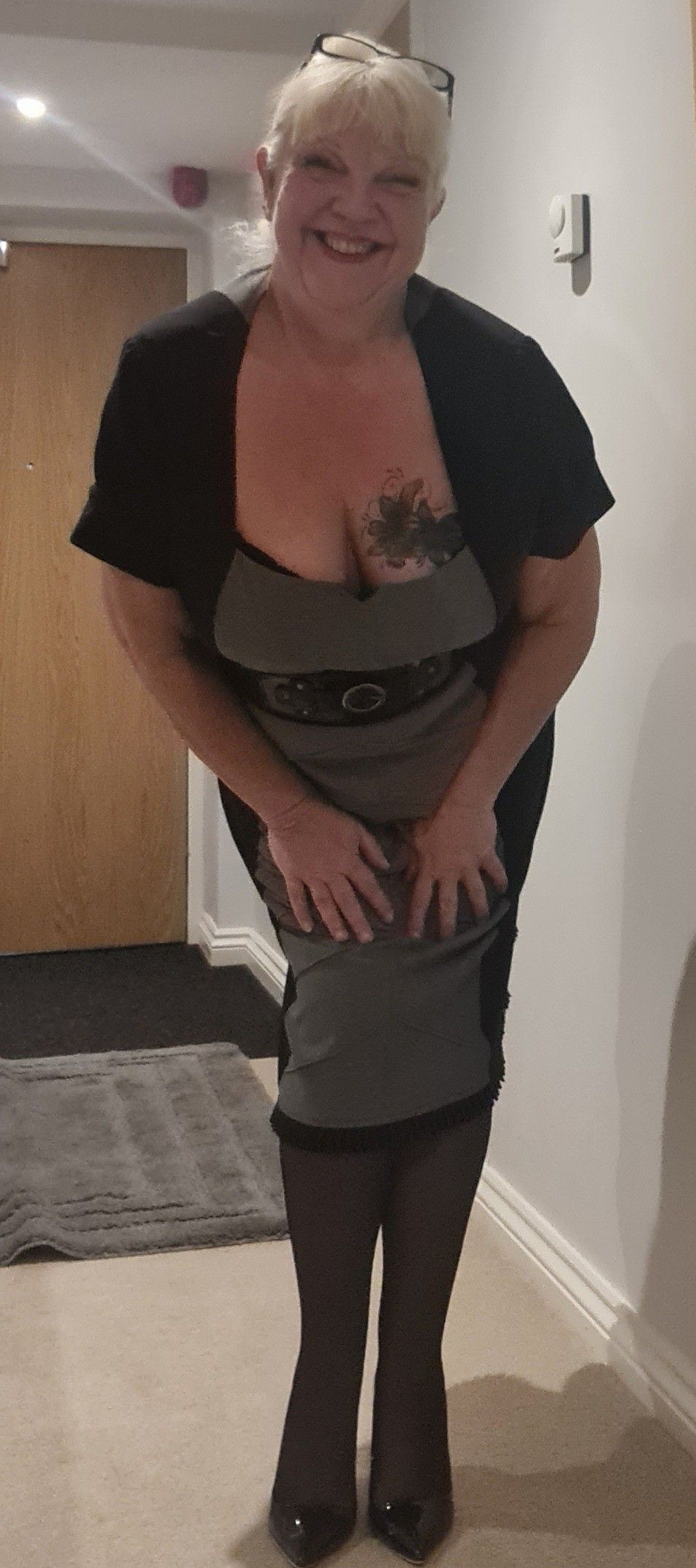 https://cdn.adultwork.com/gallery/G12/8909666.jpg