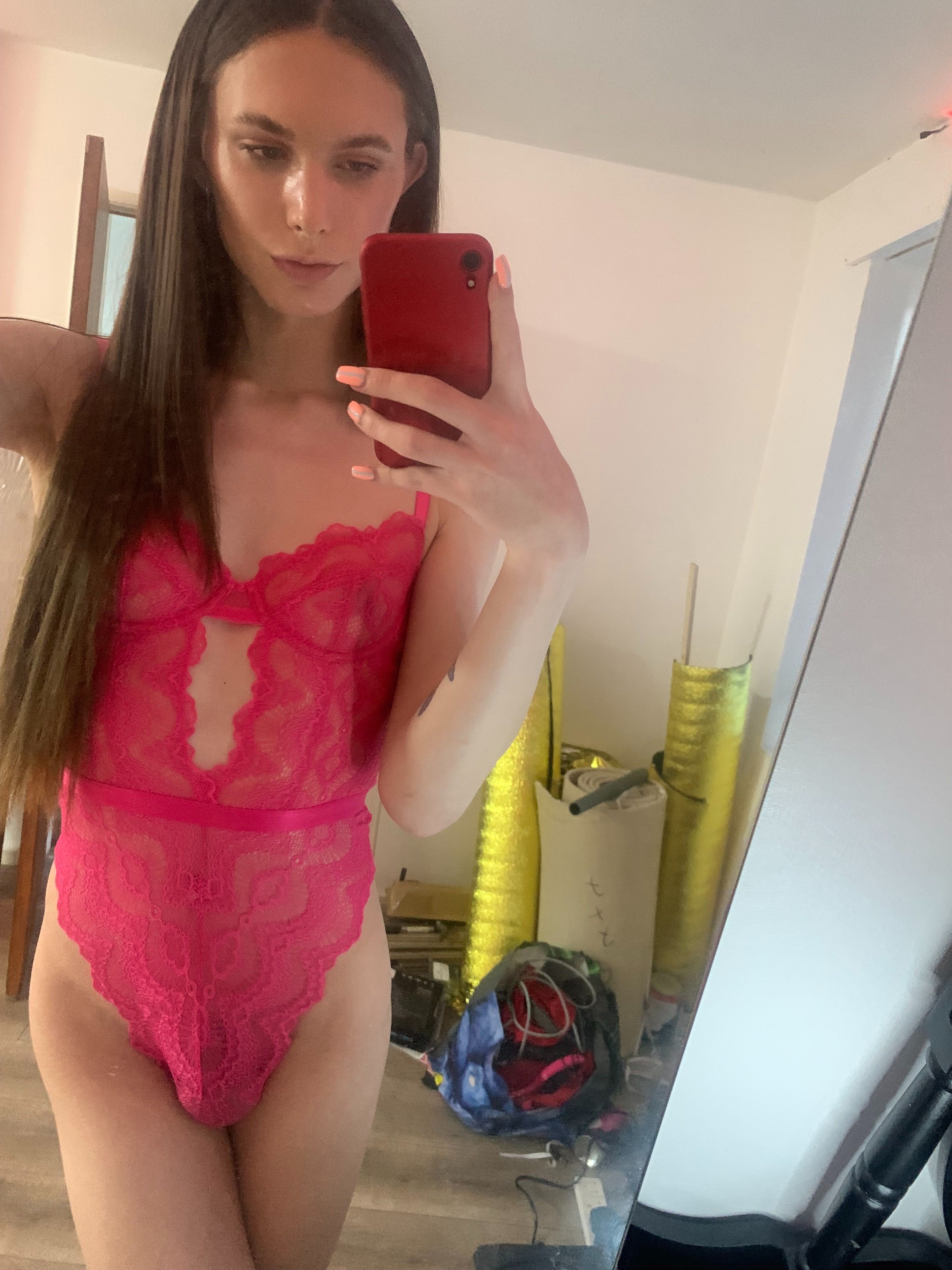 https://cdn.adultwork.com/gallery/G12/8911808.jpg