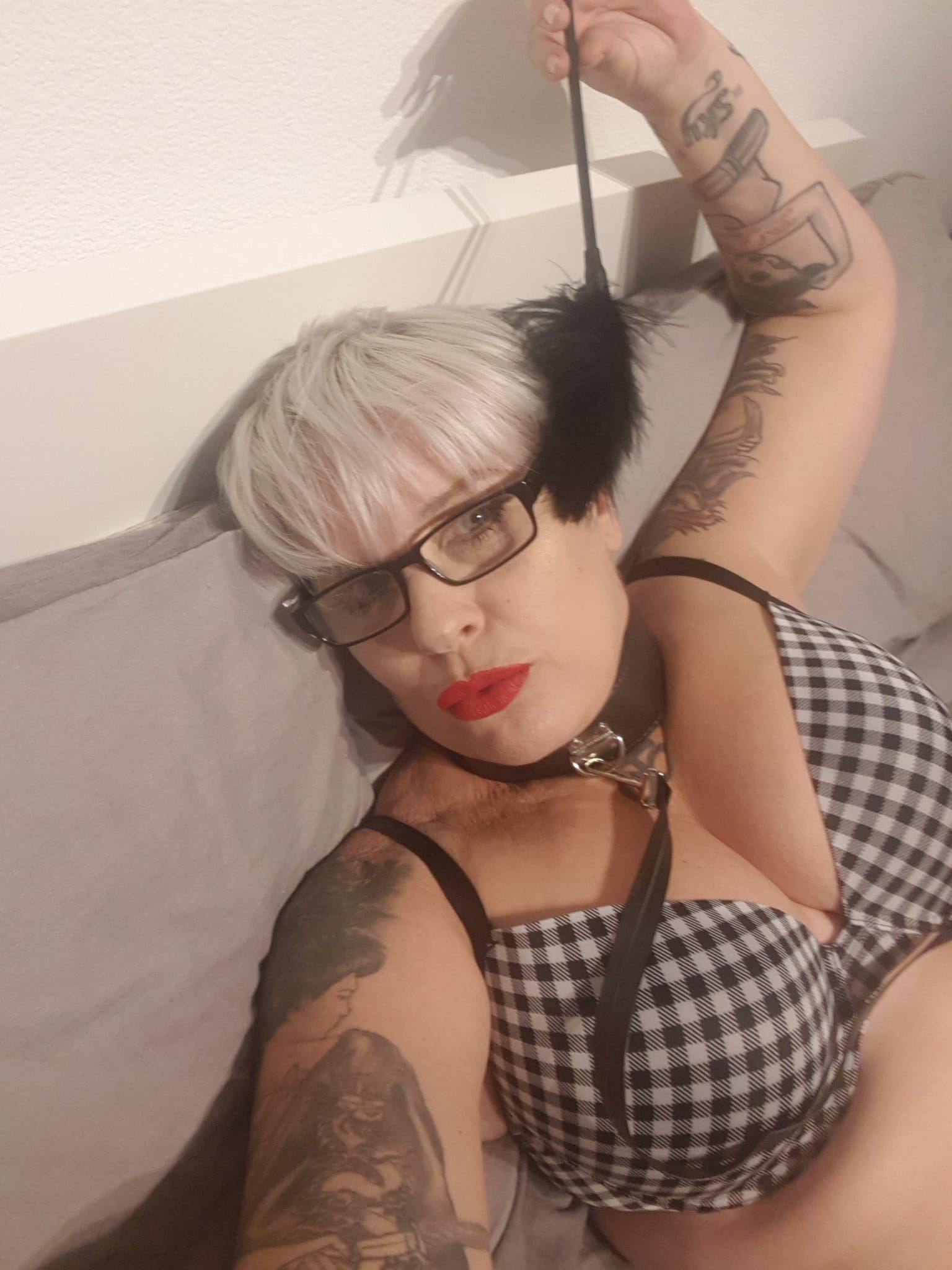 https://cdn.adultwork.com/gallery/G12/8915546.jpg