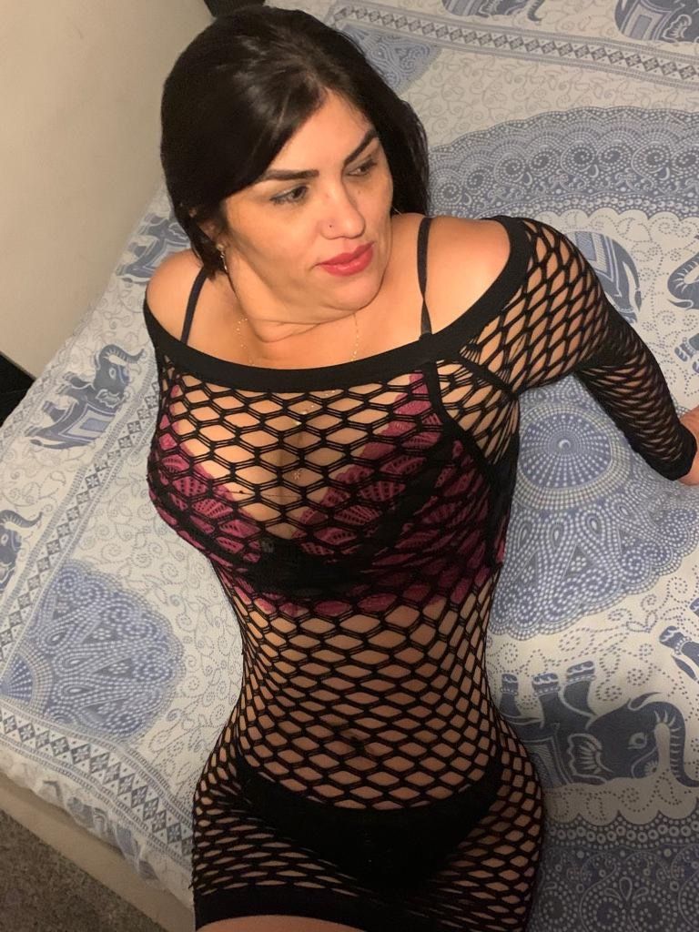 https://cdn.adultwork.com/gallery/G12/8916054.jpg