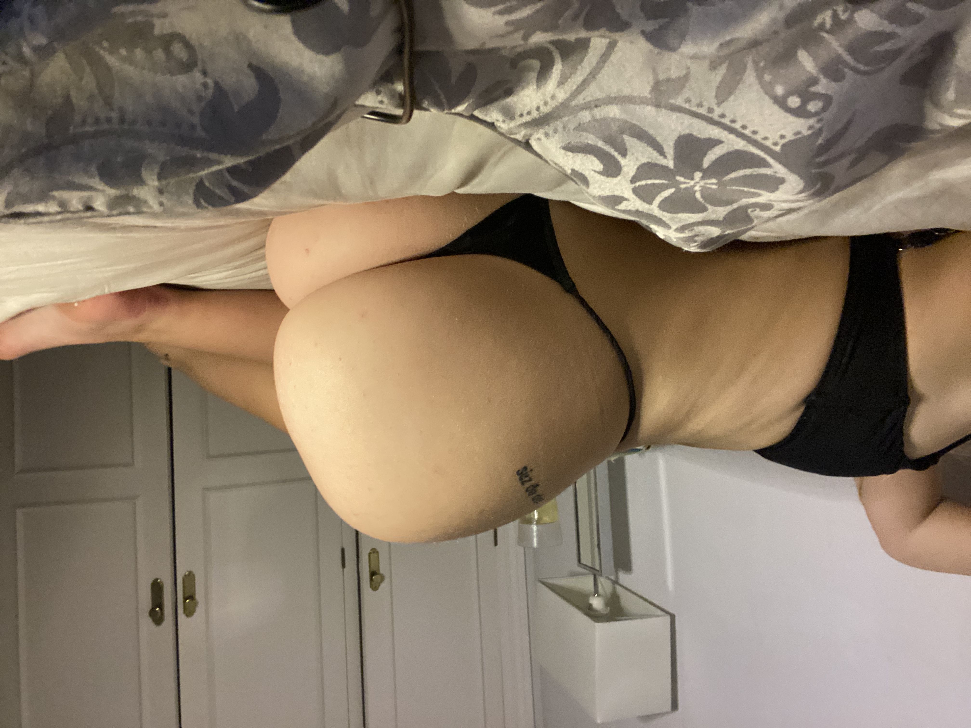 https://cdn.adultwork.com/gallery/G12/8917613.jpg