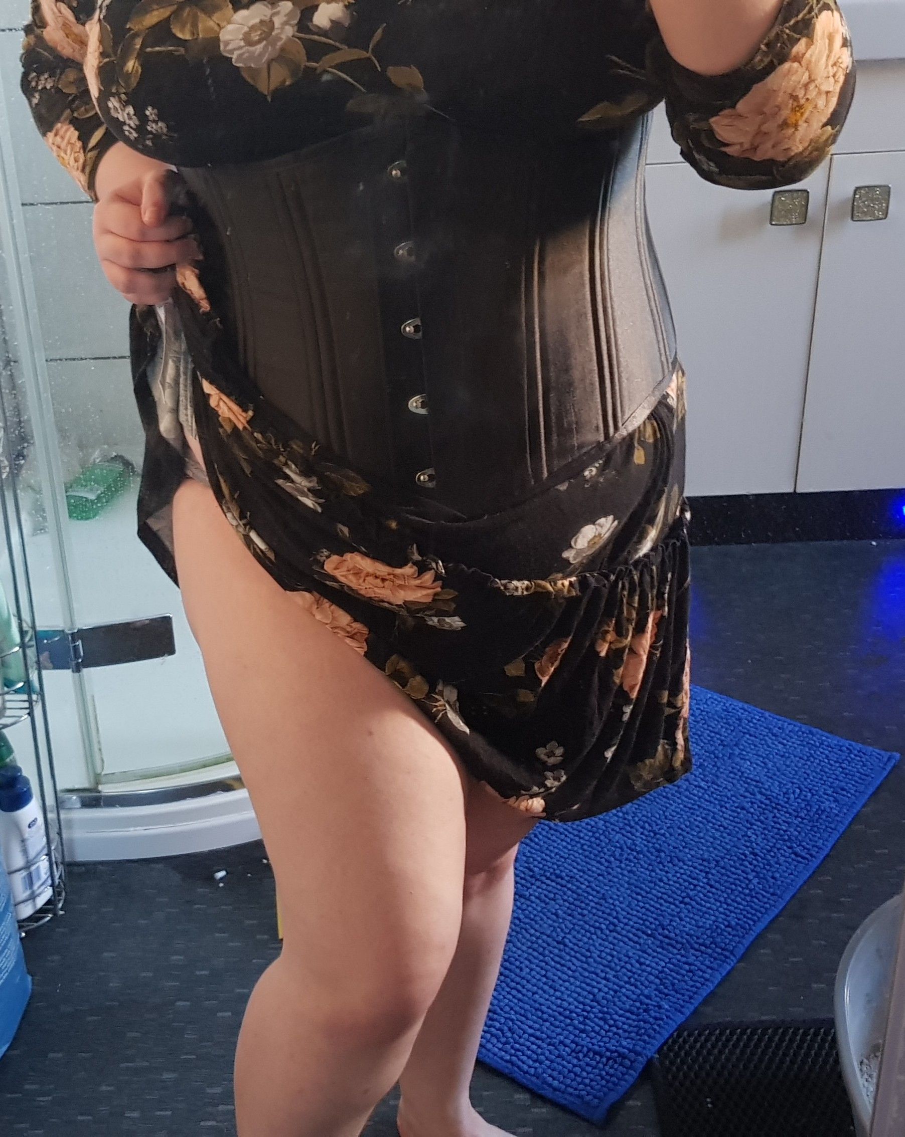 https://cdn.adultwork.com/gallery/G12/8918952.jpg