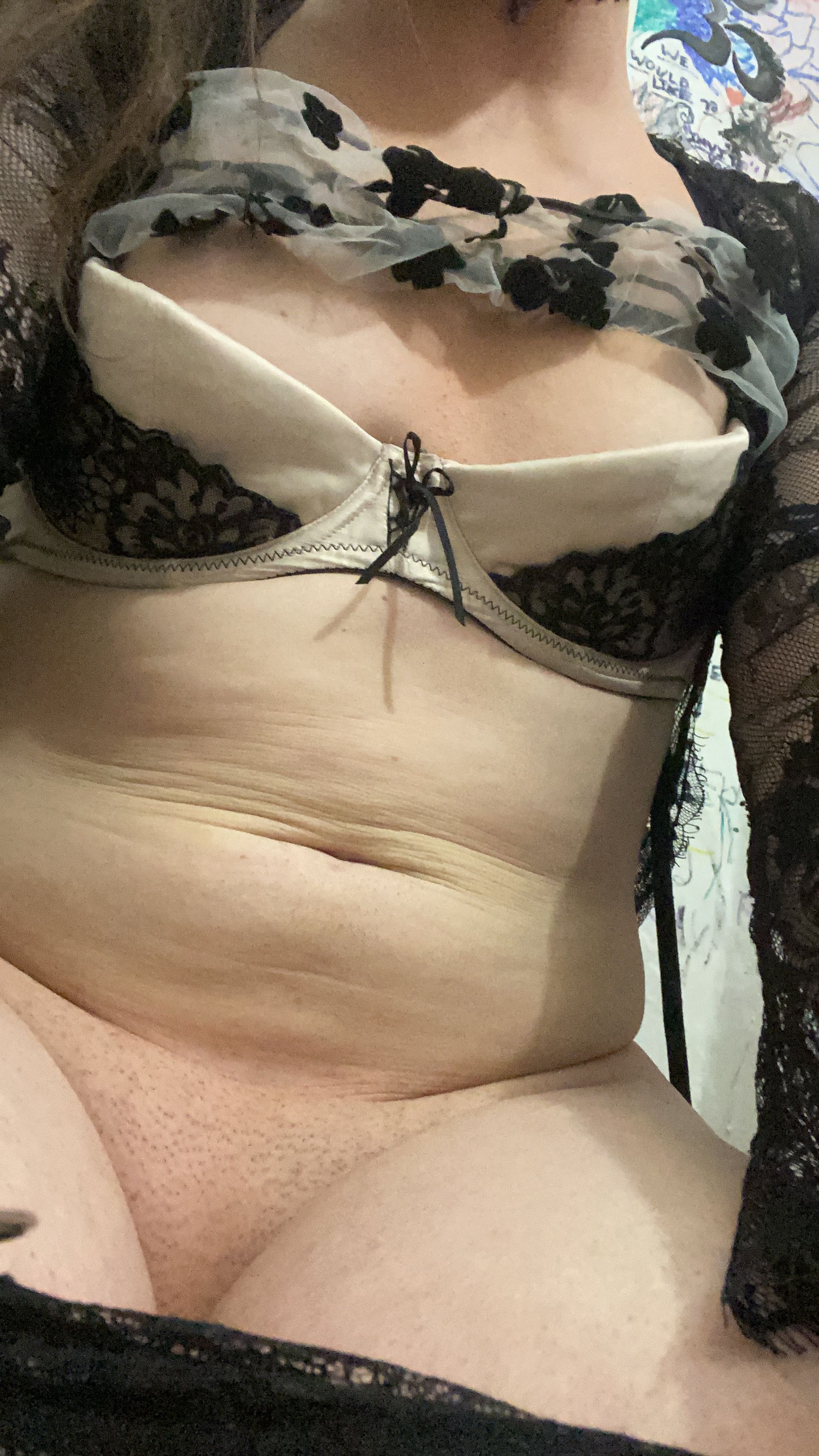 https://cdn.adultwork.com/gallery/G12/8919393.jpg