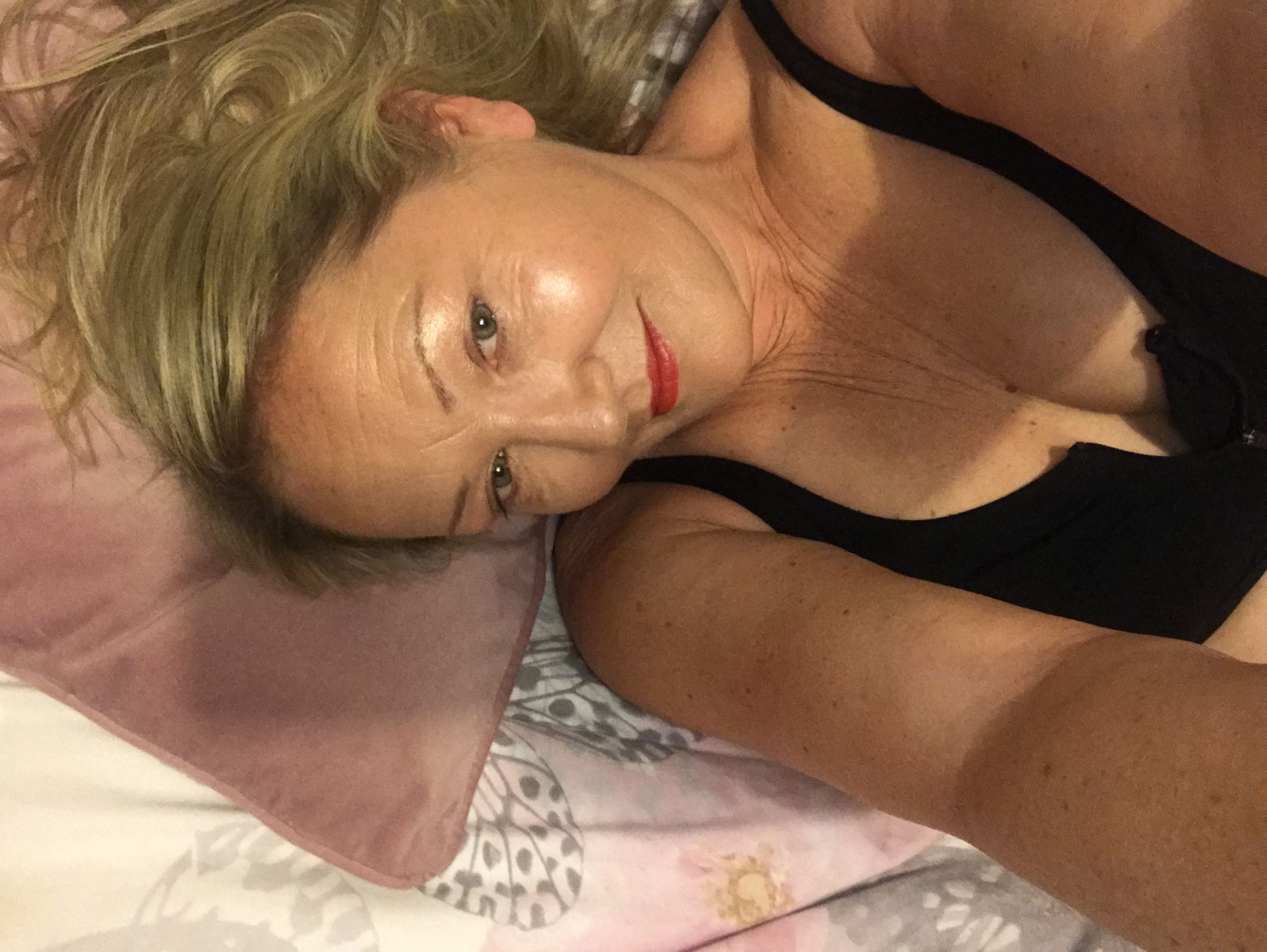 https://cdn.adultwork.com/gallery/G12/8926706.jpg