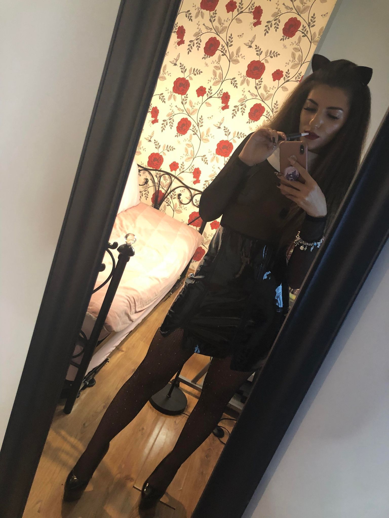 https://cdn.adultwork.com/gallery/G12/8926949.jpg