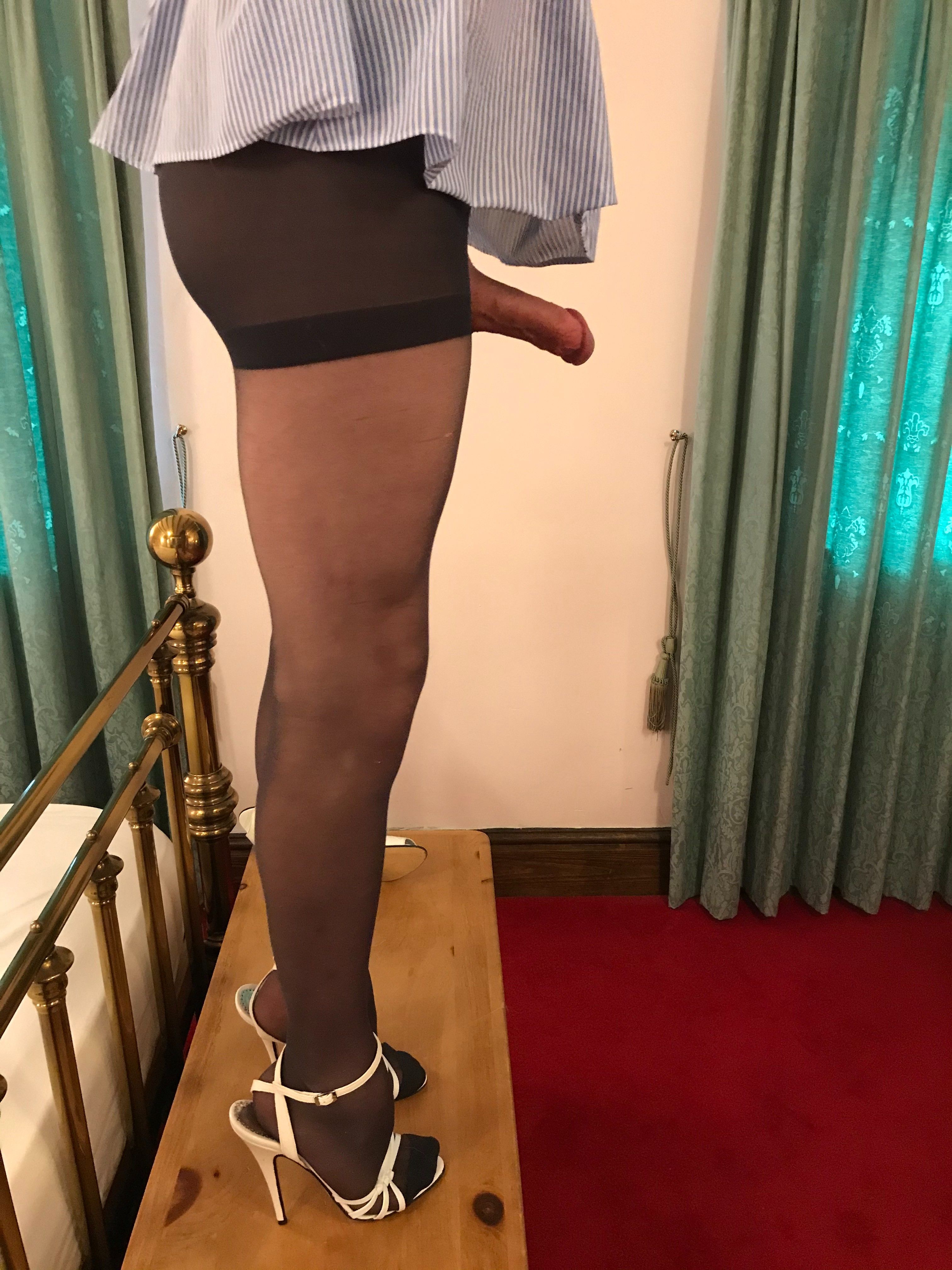 https://cdn.adultwork.com/gallery/G12/8929335.jpg