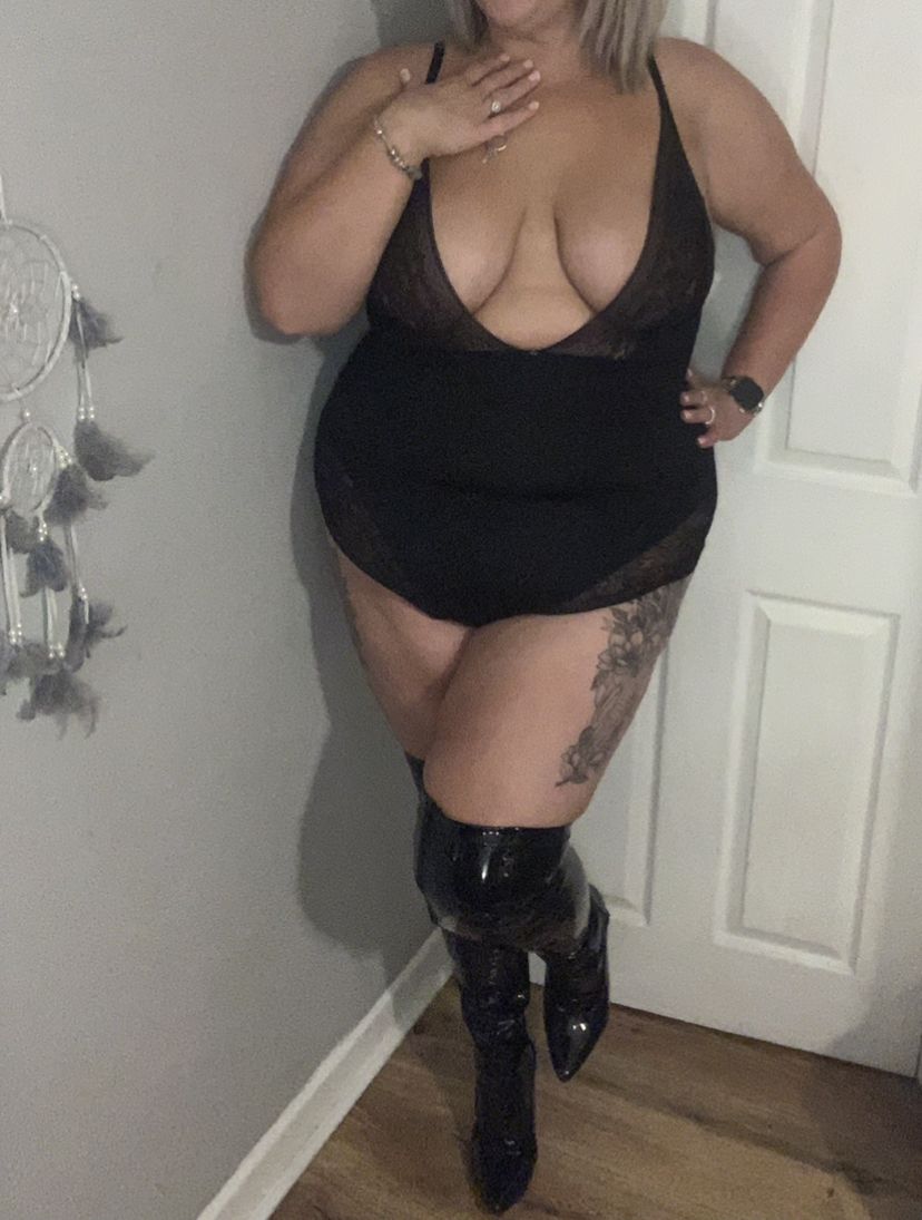 https://cdn.adultwork.com/gallery/G12/8929499.jpg