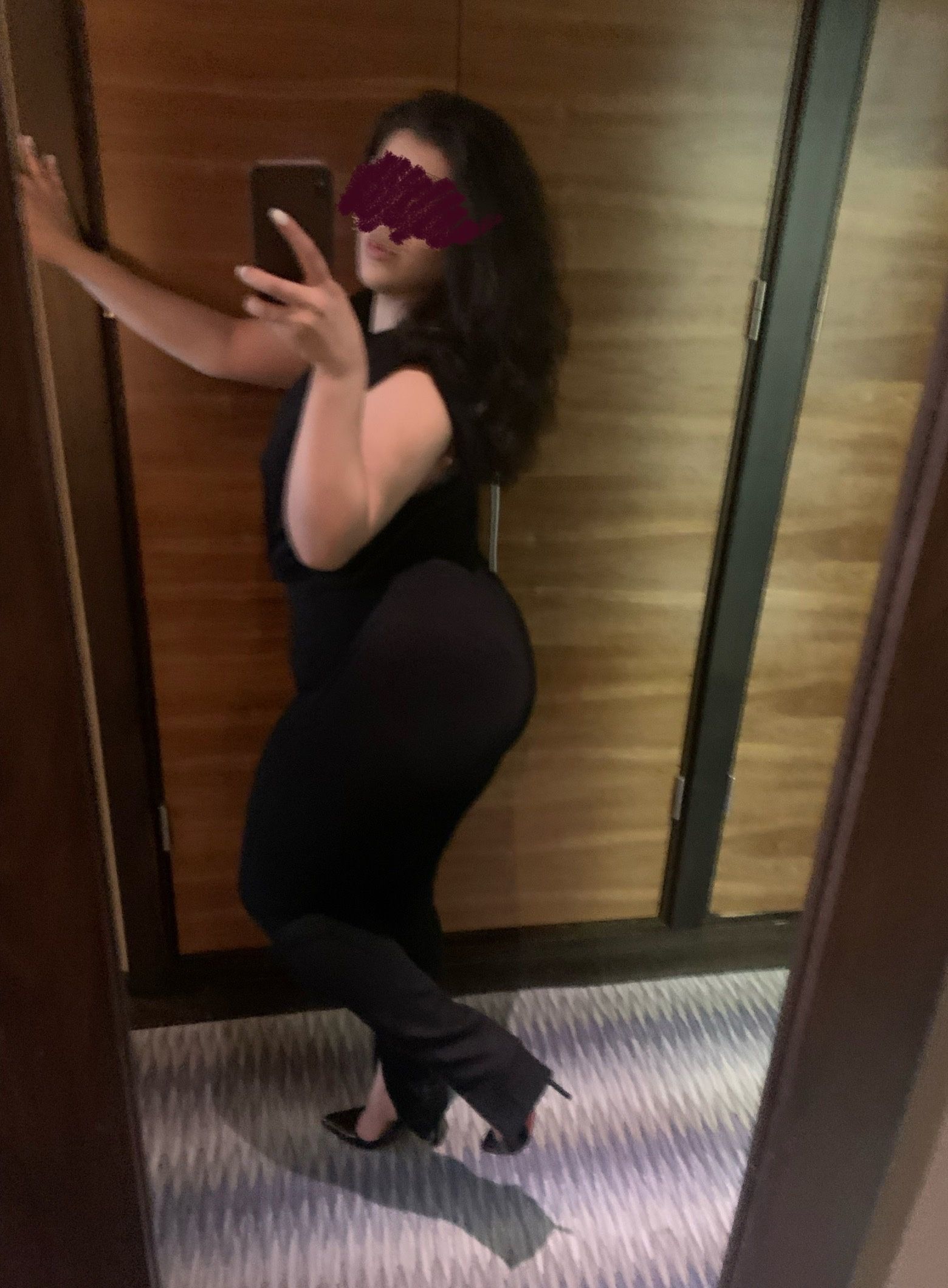 https://cdn.adultwork.com/gallery/G12/8931699.jpg