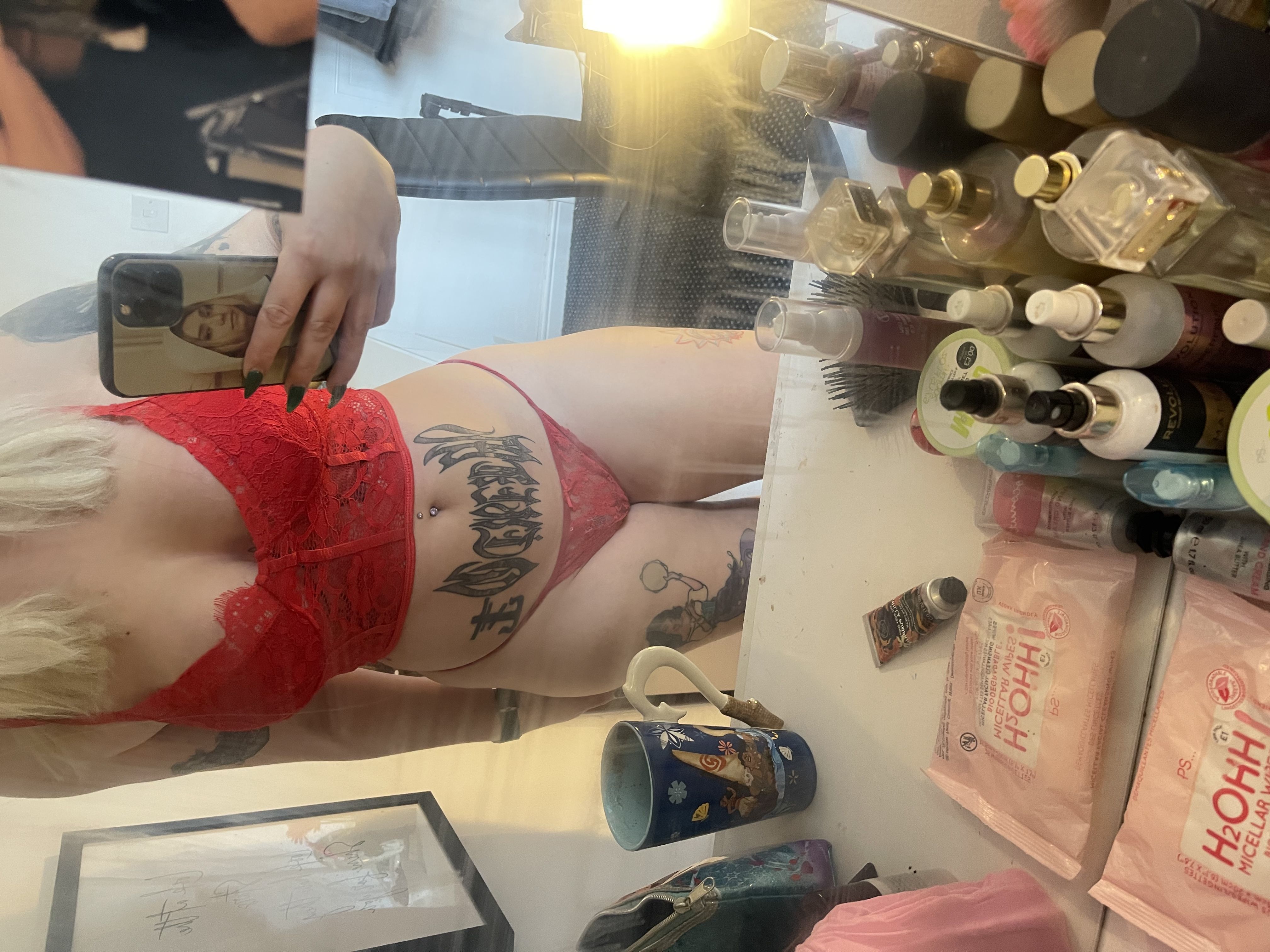 https://cdn.adultwork.com/gallery/G12/8932907.jpg