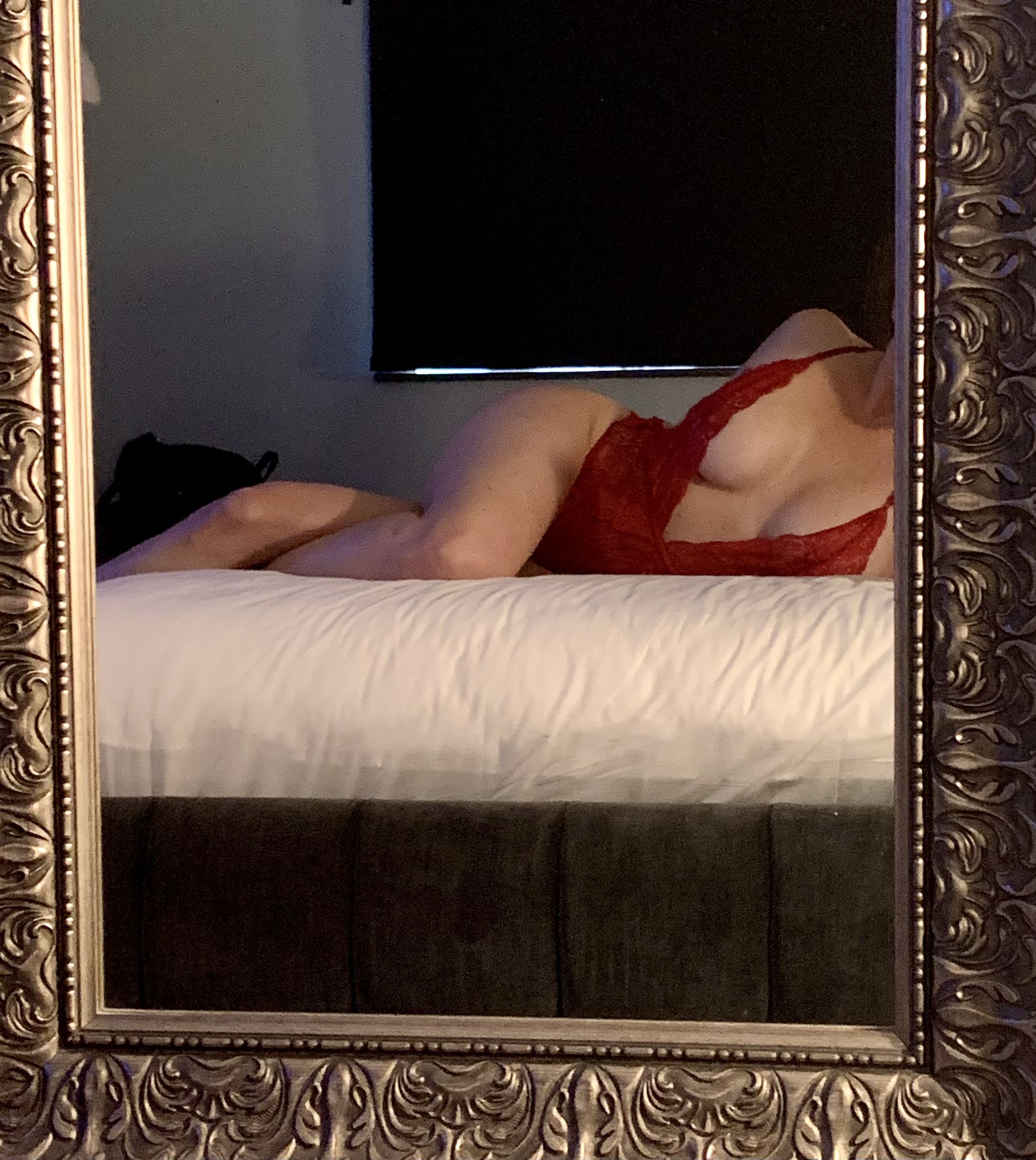 https://cdn.adultwork.com/gallery/G12/8935633.jpg