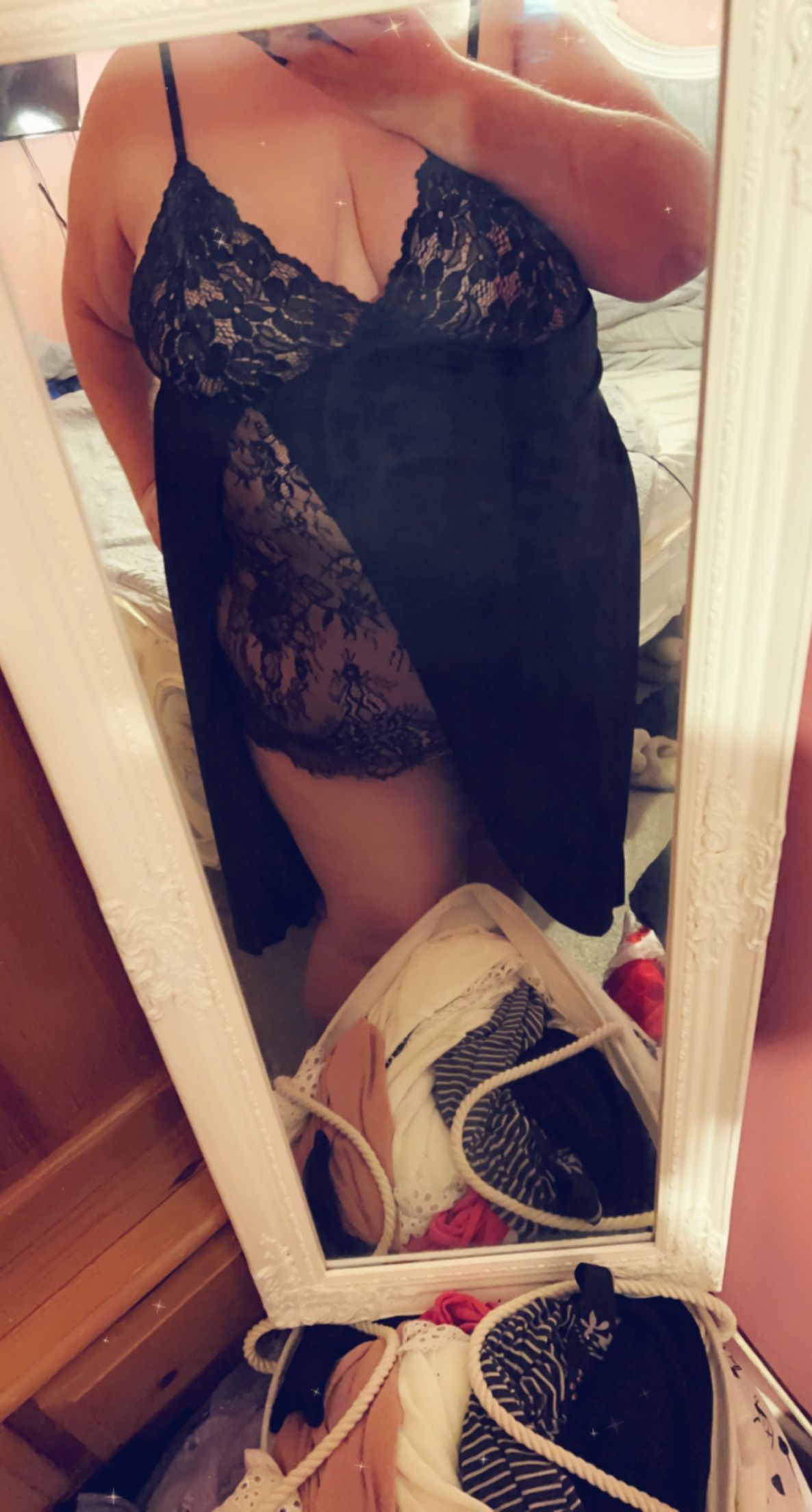 https://cdn.adultwork.com/gallery/G12/8937910.jpg