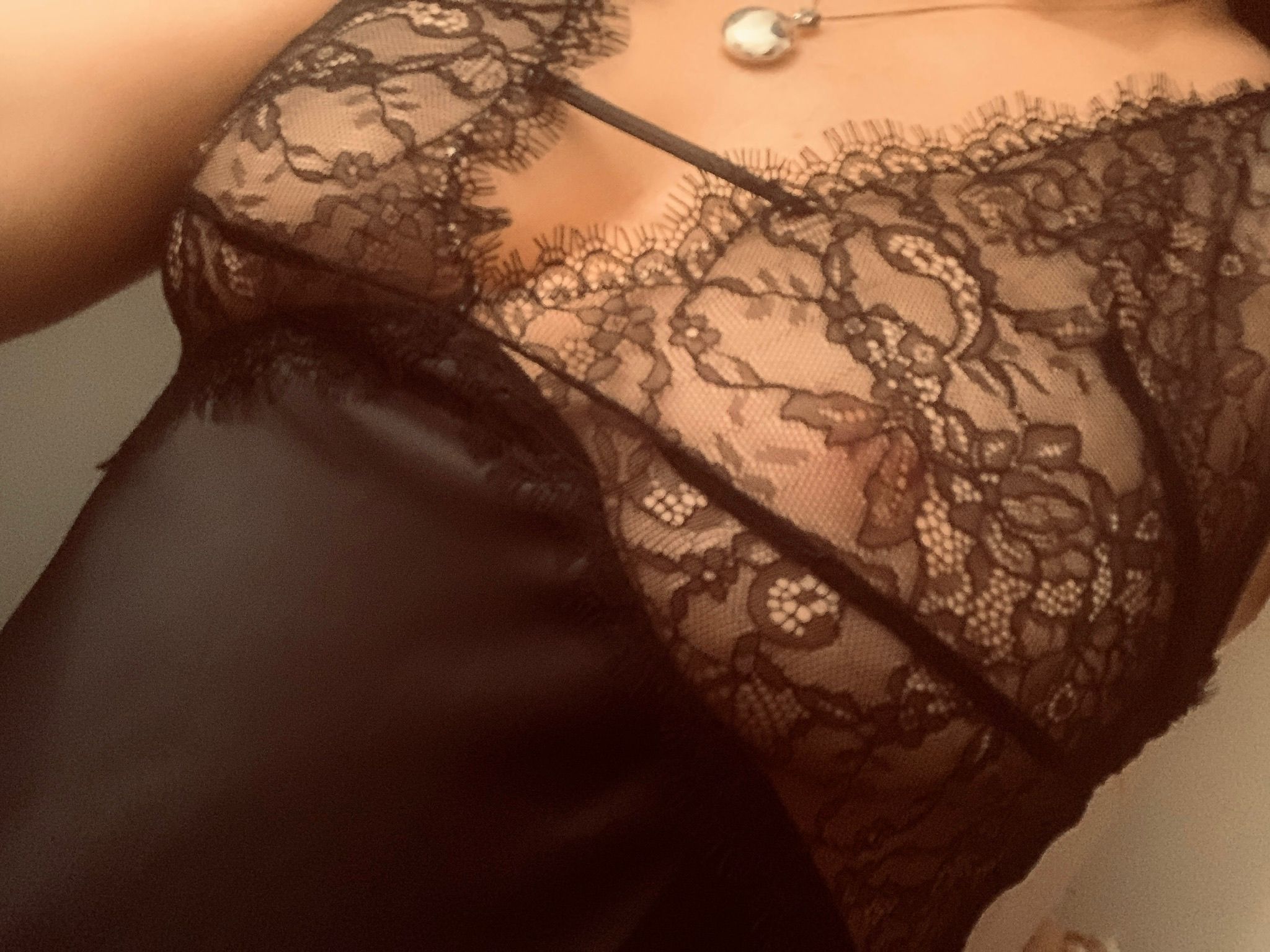 https://cdn.adultwork.com/gallery/G12/8944334.jpg