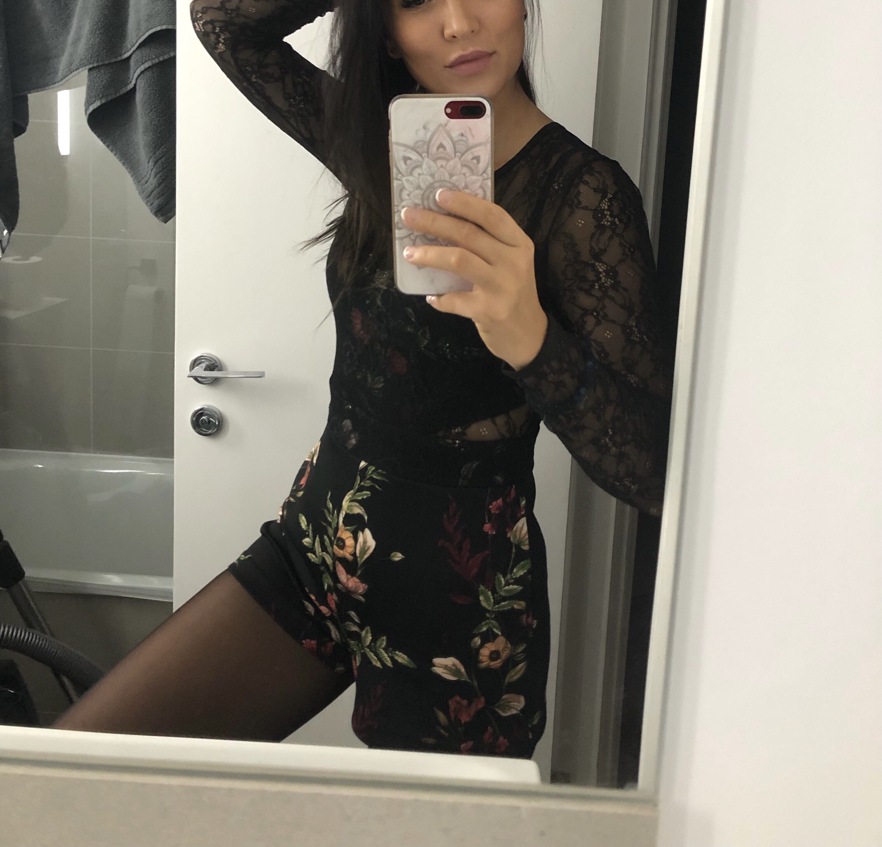 https://cdn.adultwork.com/gallery/G12/8944723.jpg