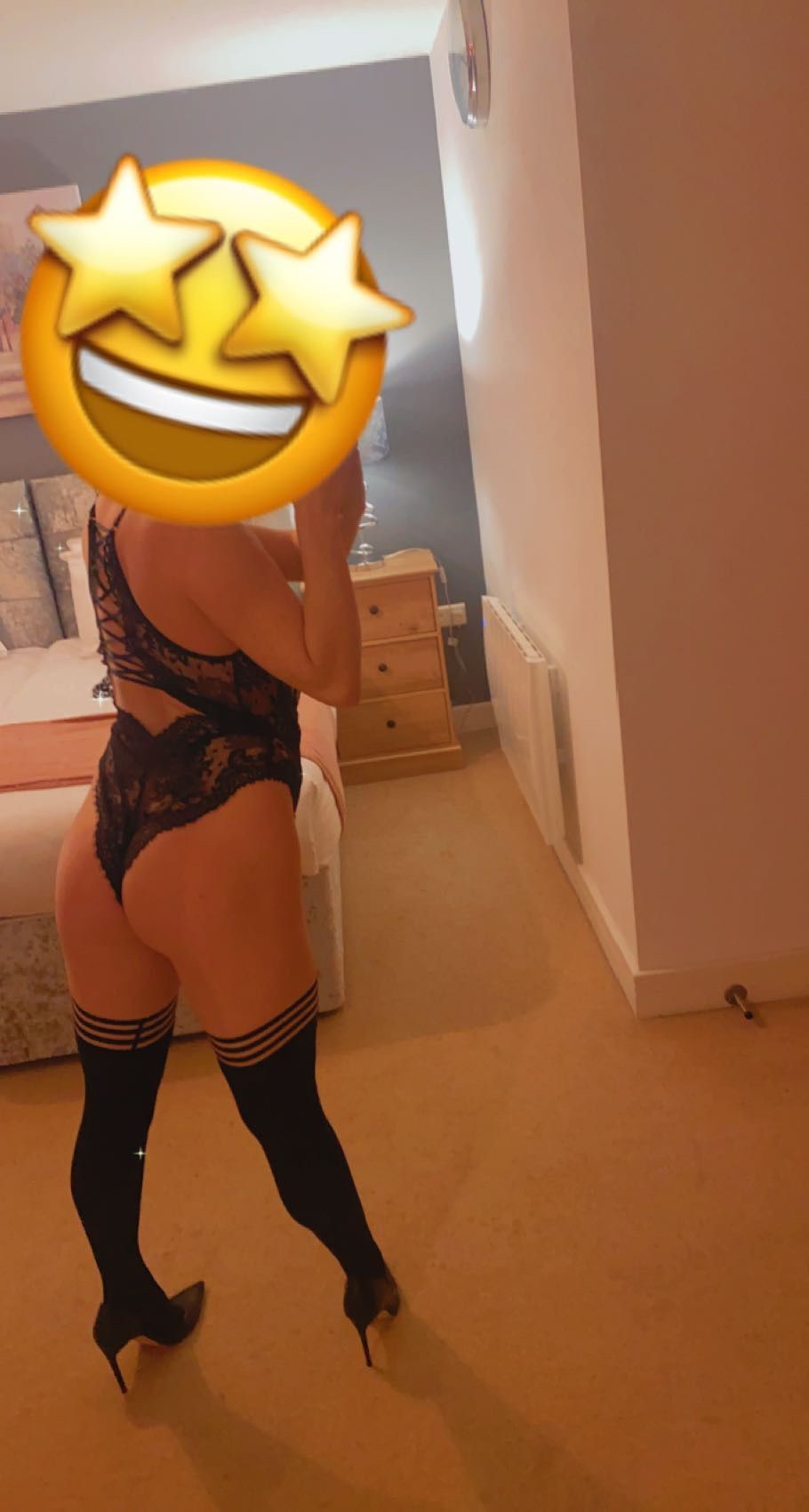 https://cdn.adultwork.com/gallery/G12/8946609.jpg