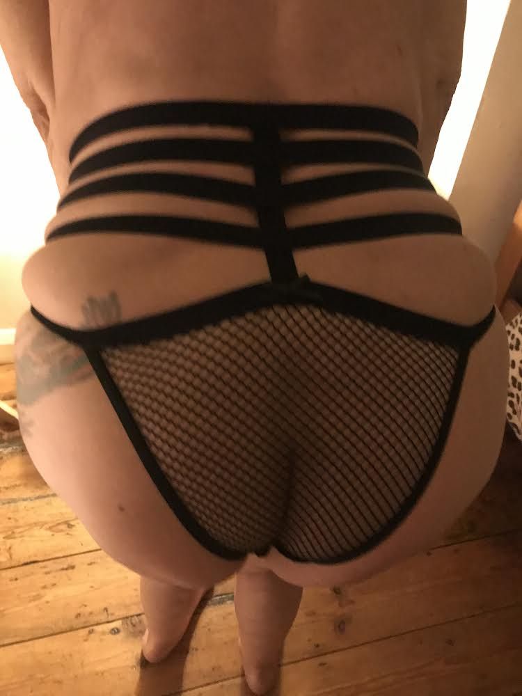 https://cdn.adultwork.com/gallery/G12/8947249.jpg