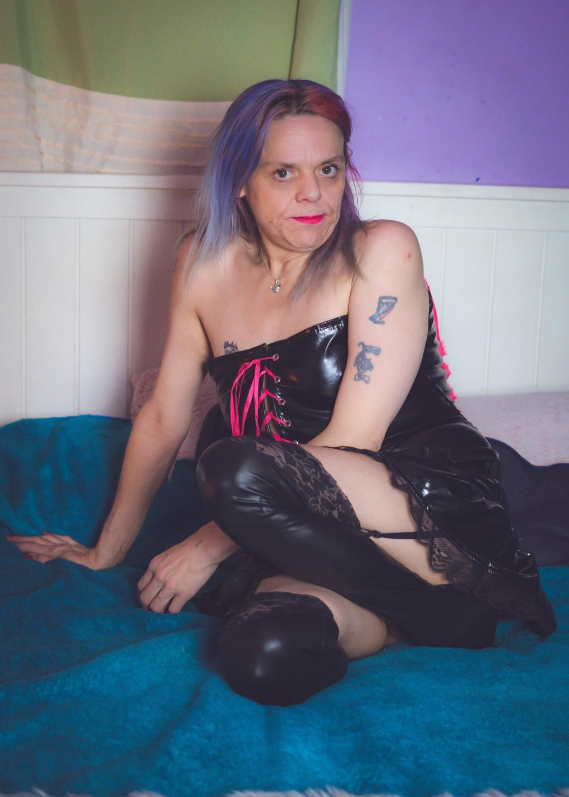 https://cdn.adultwork.com/gallery/G12/8947511.jpg