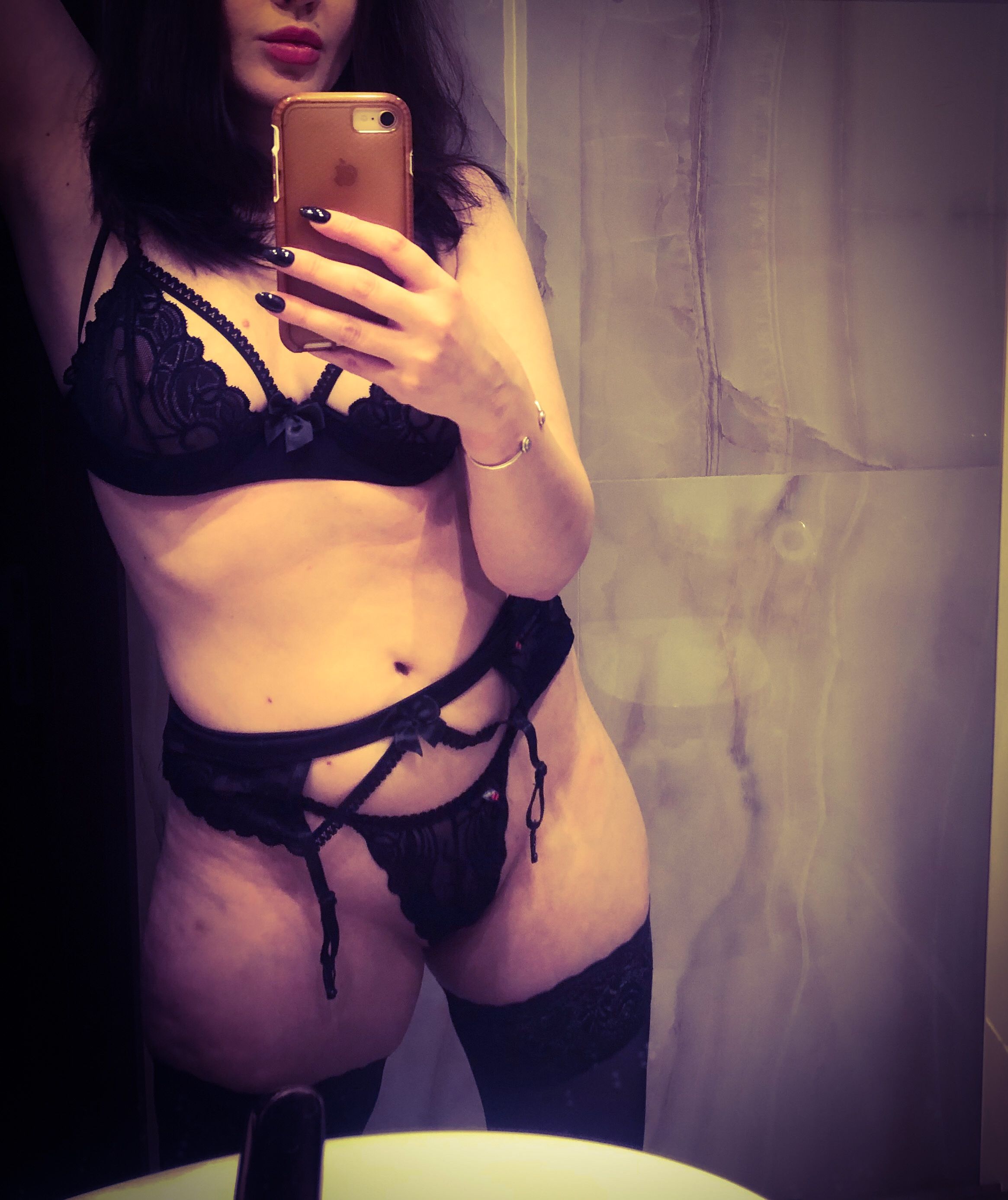 https://cdn.adultwork.com/gallery/G12/8947635.jpg