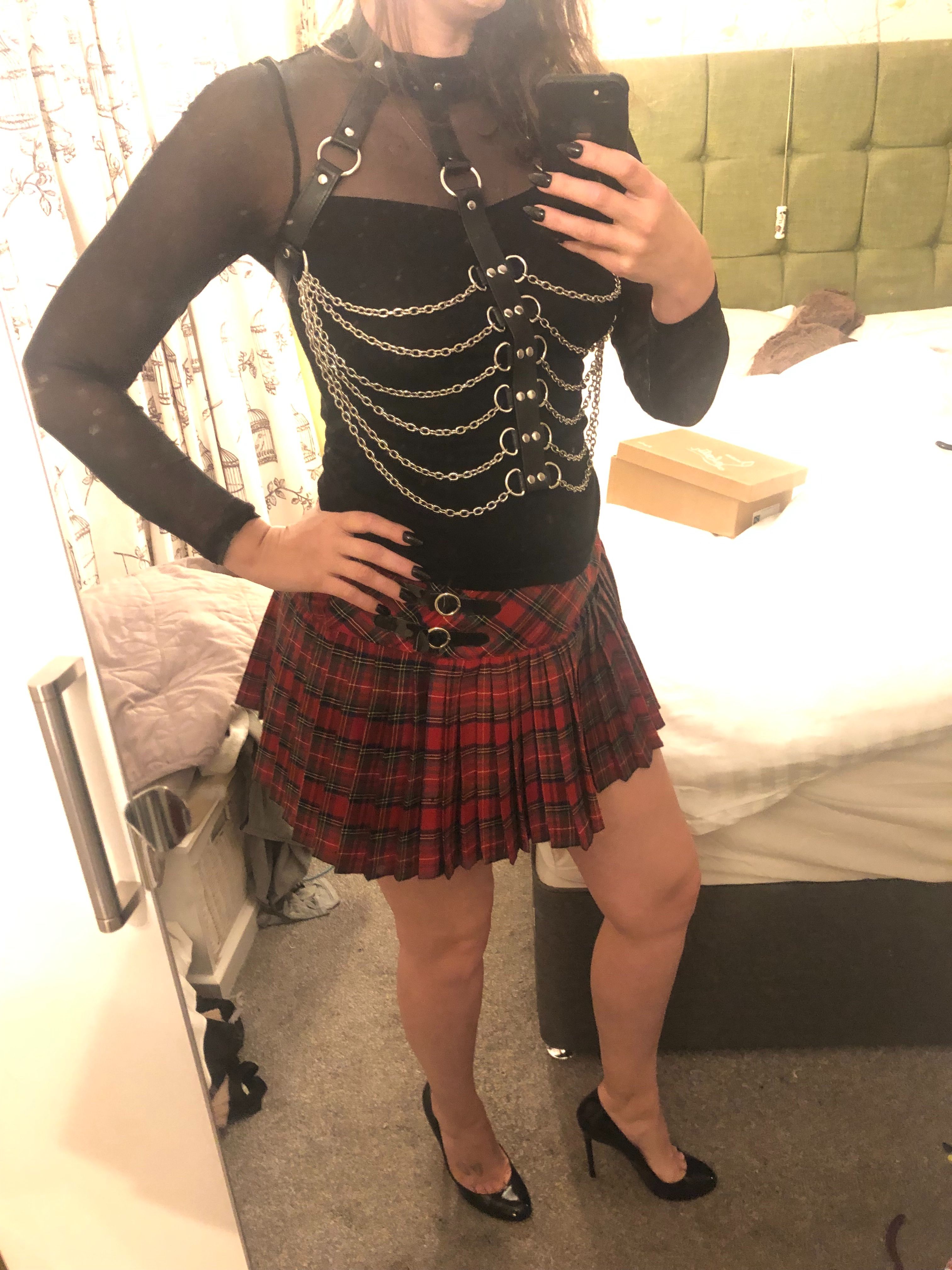 https://cdn.adultwork.com/gallery/G12/8949394.jpg