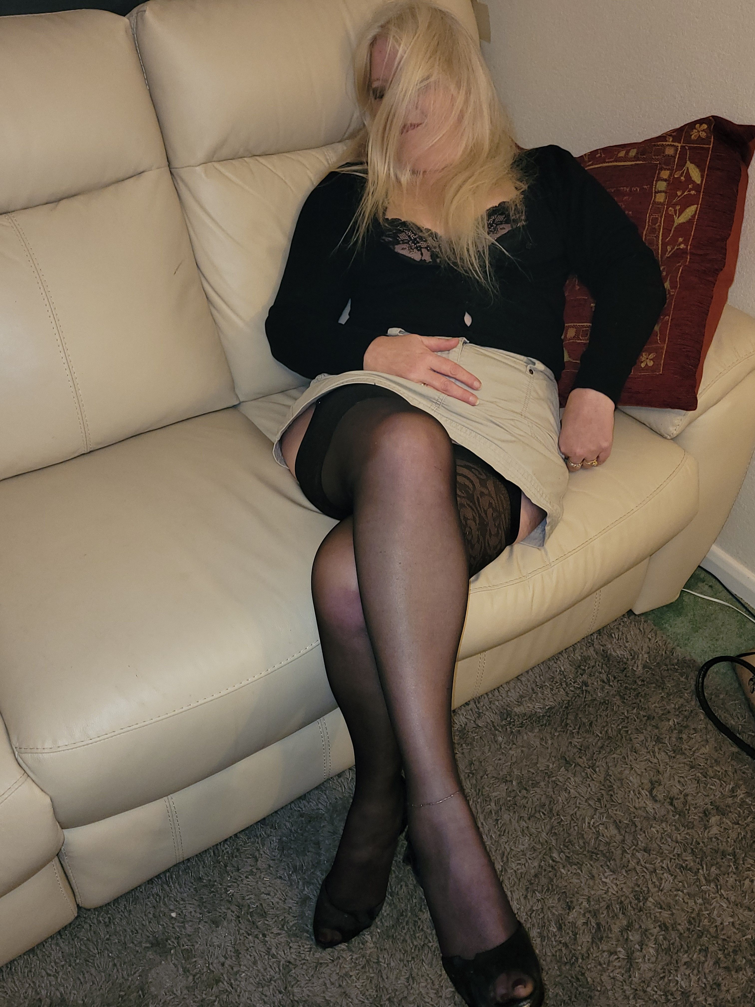 https://cdn.adultwork.com/gallery/G12/8949397.jpg