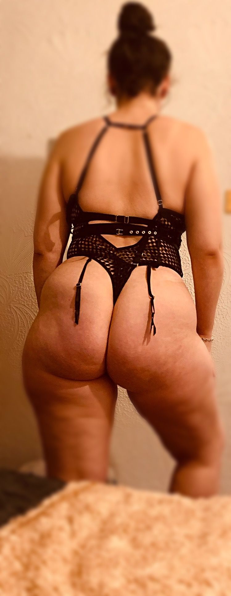 https://cdn.adultwork.com/gallery/G12/8949499.jpg