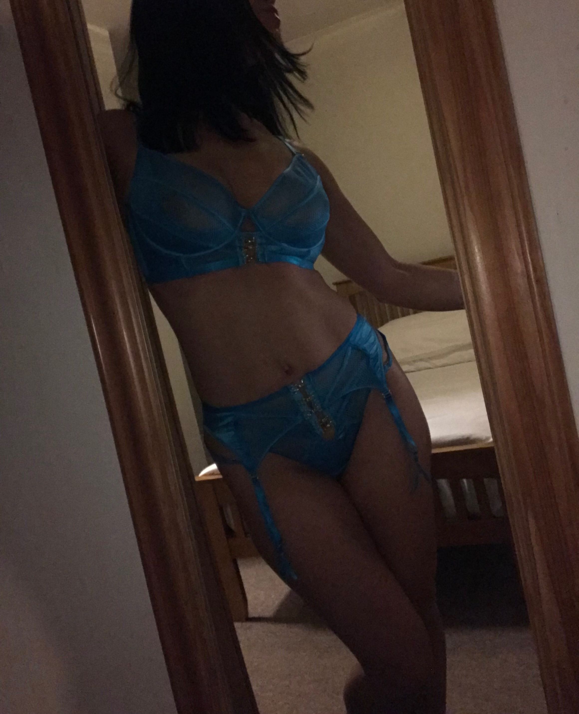 https://cdn.adultwork.com/gallery/G12/8950306.jpg