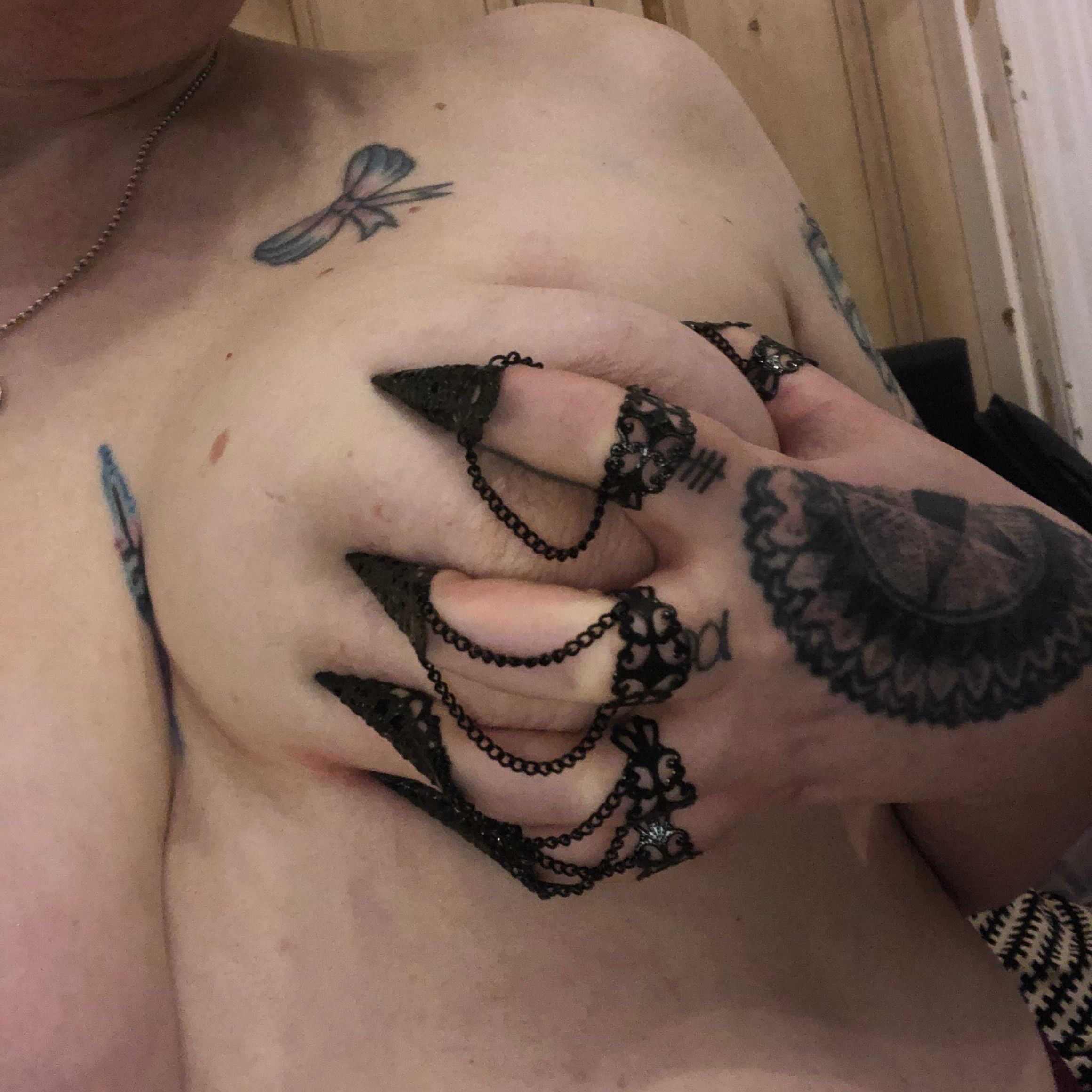 https://cdn.adultwork.com/gallery/G12/8950502.jpg