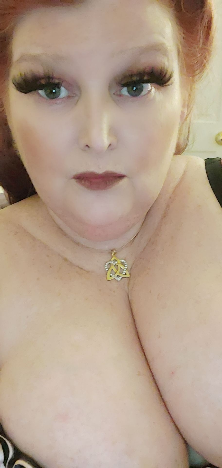 https://cdn.adultwork.com/gallery/G12/8952437.jpg