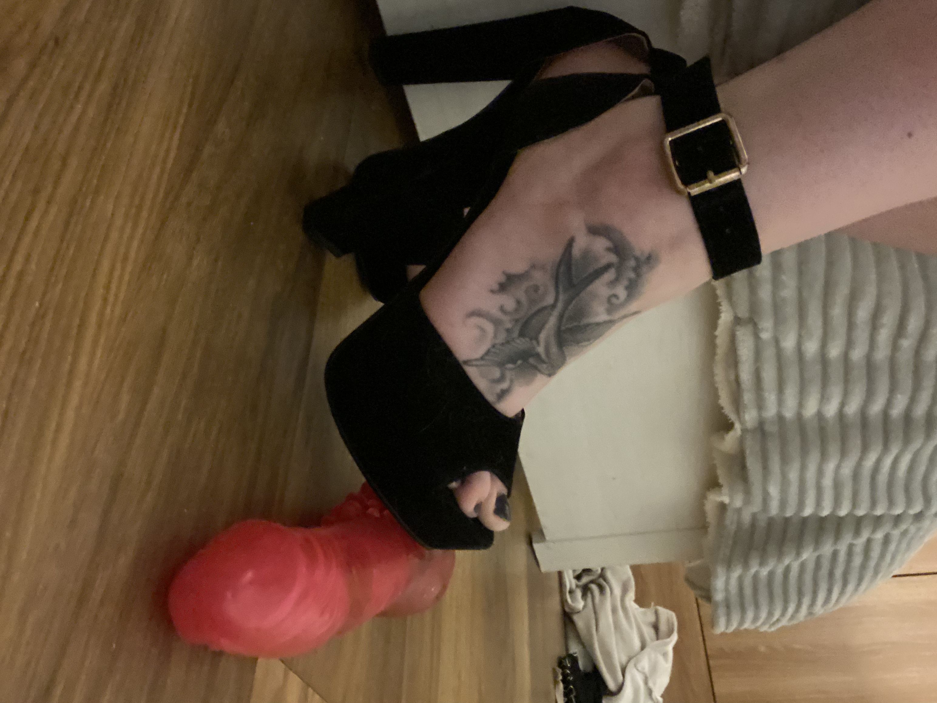 https://cdn.adultwork.com/gallery/G12/8953867.jpg