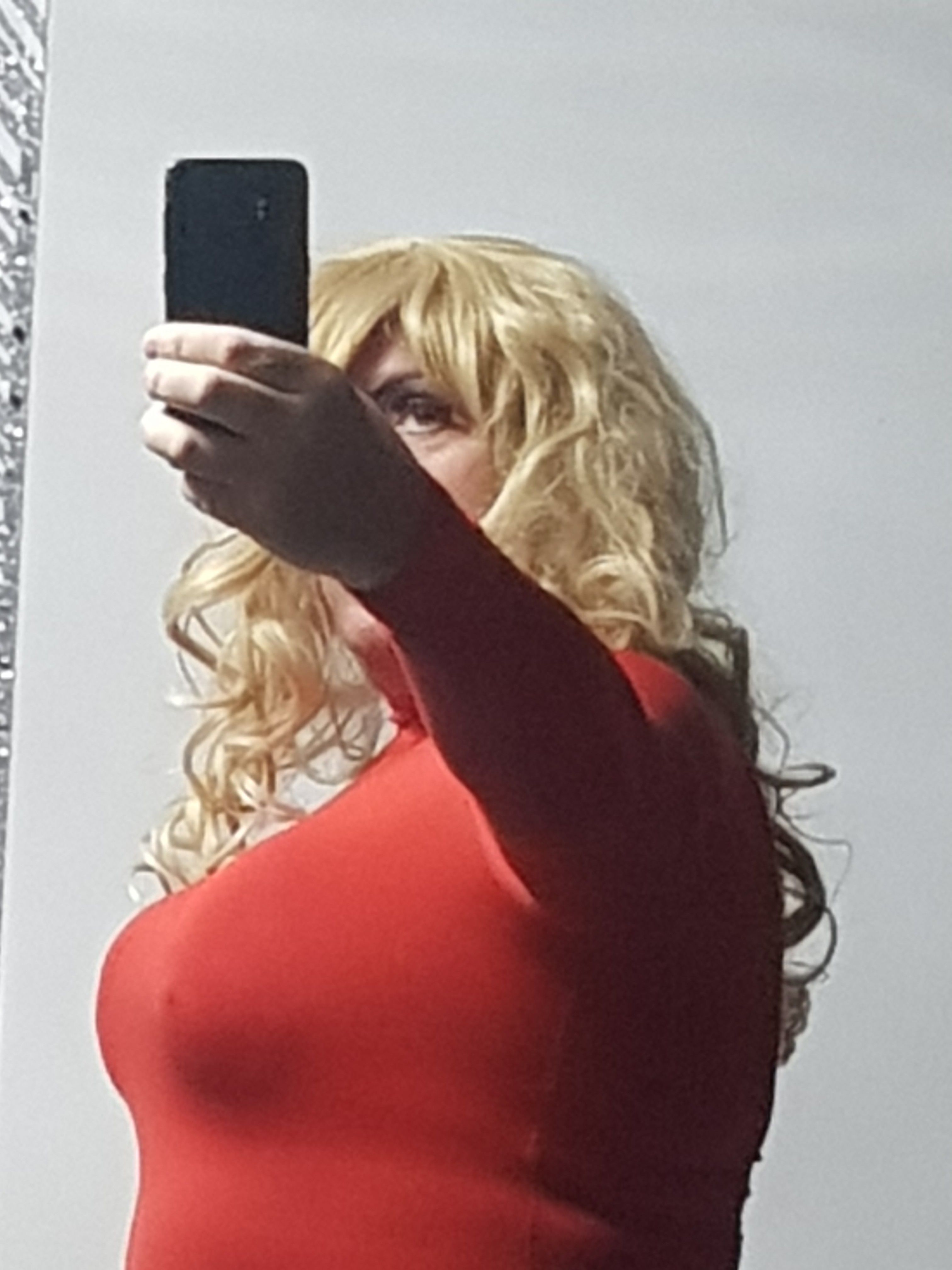 https://cdn.adultwork.com/gallery/G12/8953905.jpg