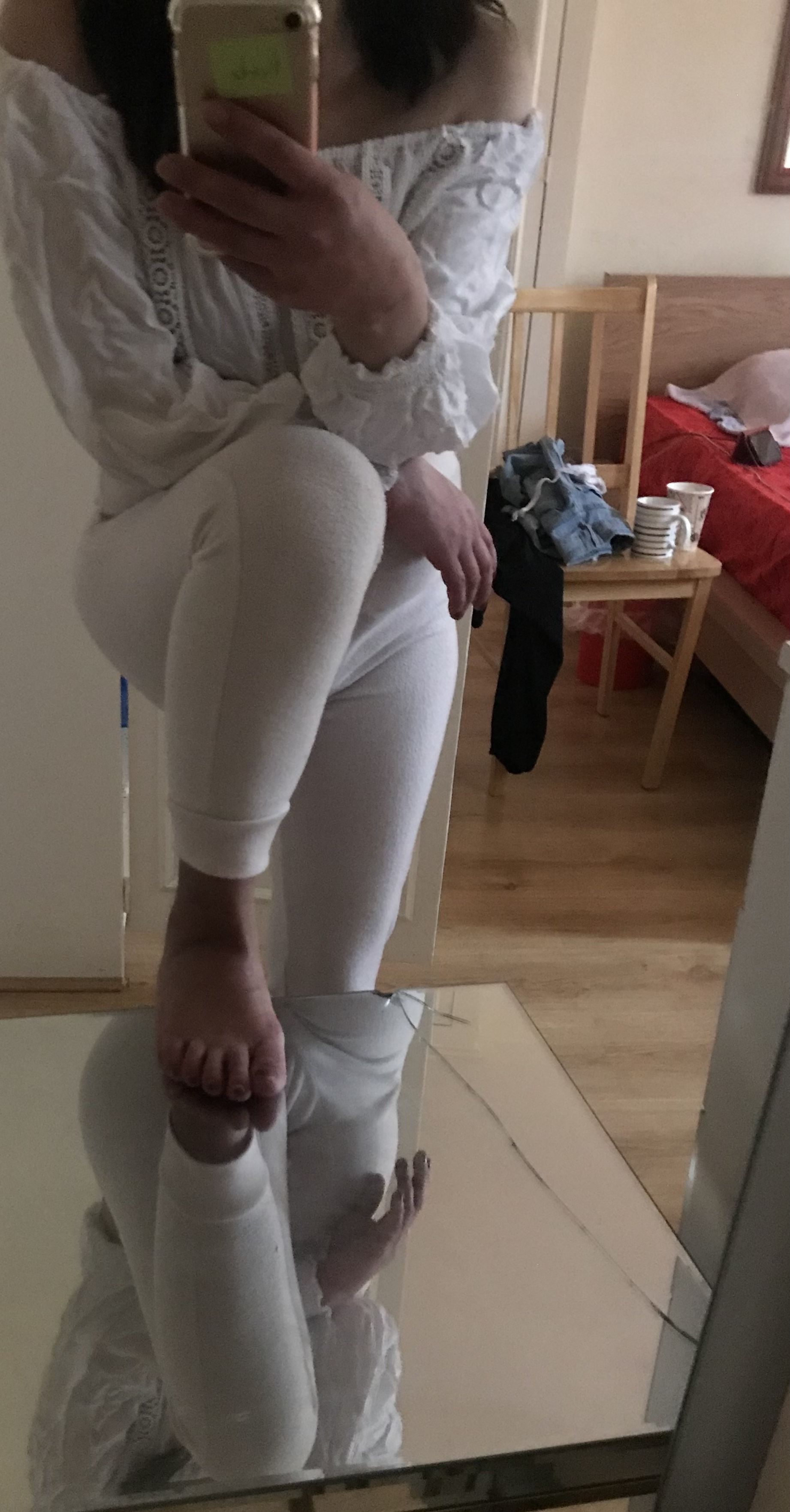 https://cdn.adultwork.com/gallery/G12/8954215.jpg