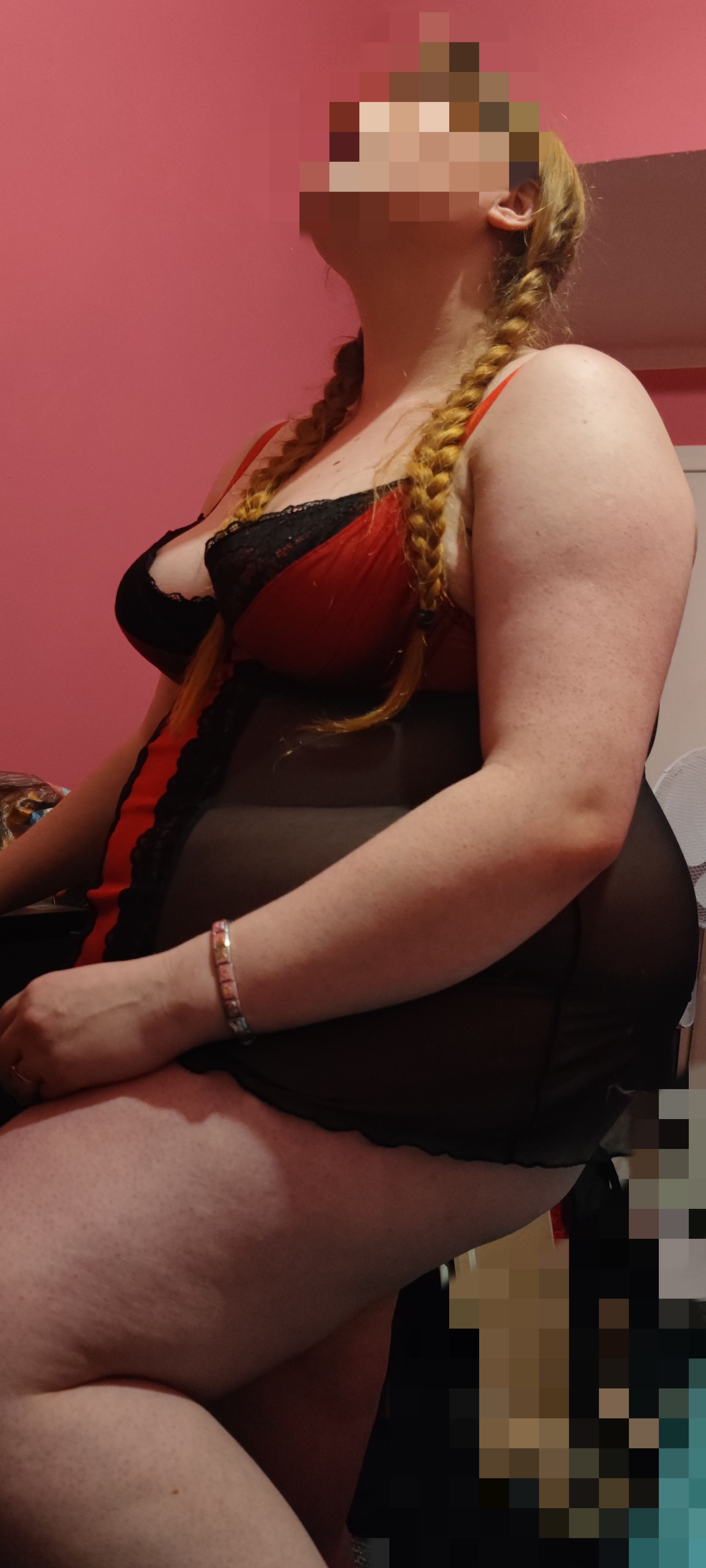 https://cdn.adultwork.com/gallery/G12/8954440.jpg