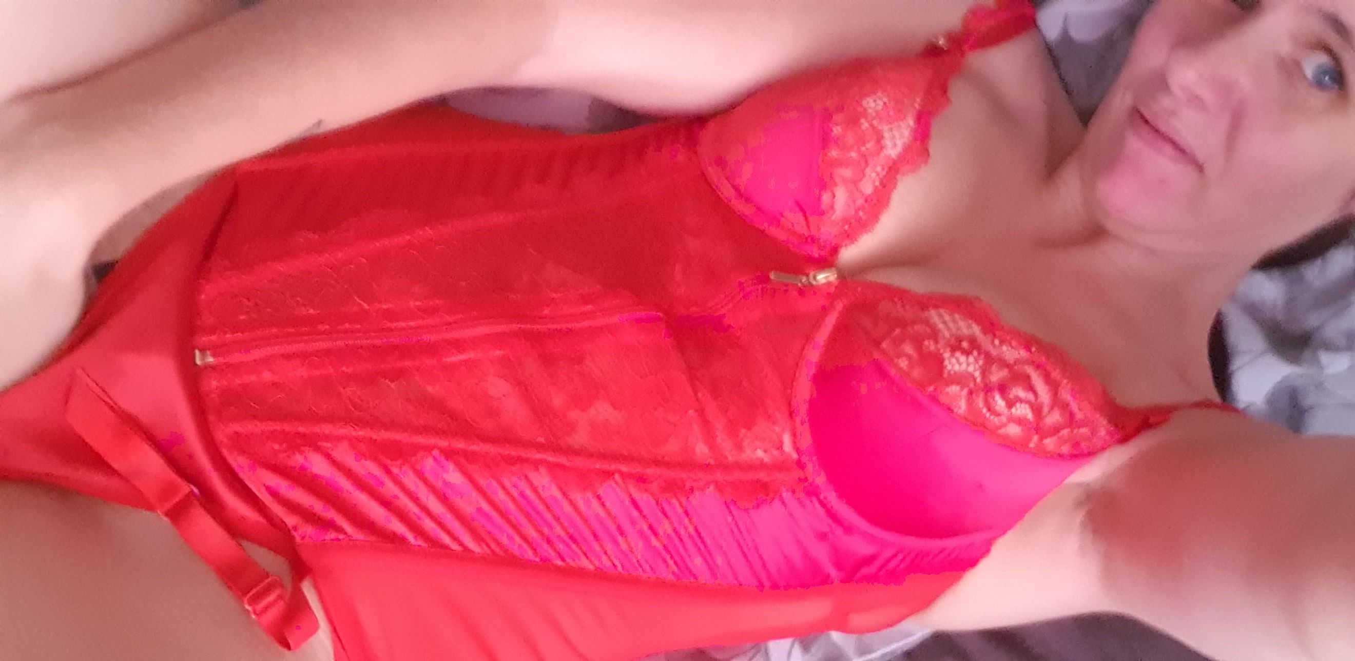 https://cdn.adultwork.com/gallery/G12/8954464.jpg